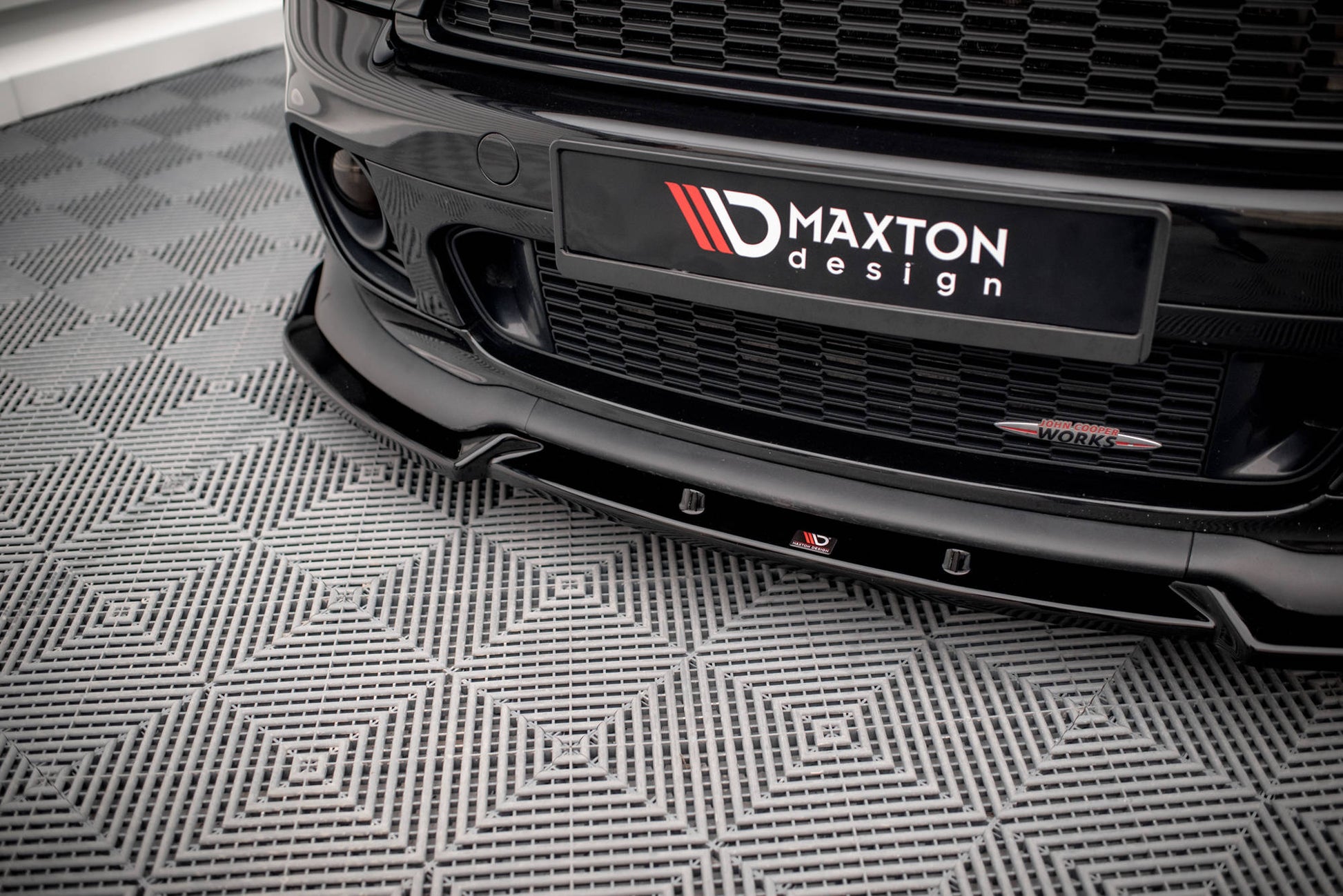 Front Ansatz V.3 für Mini Cooper John Cooper Works R56 schwarz Hochglanz