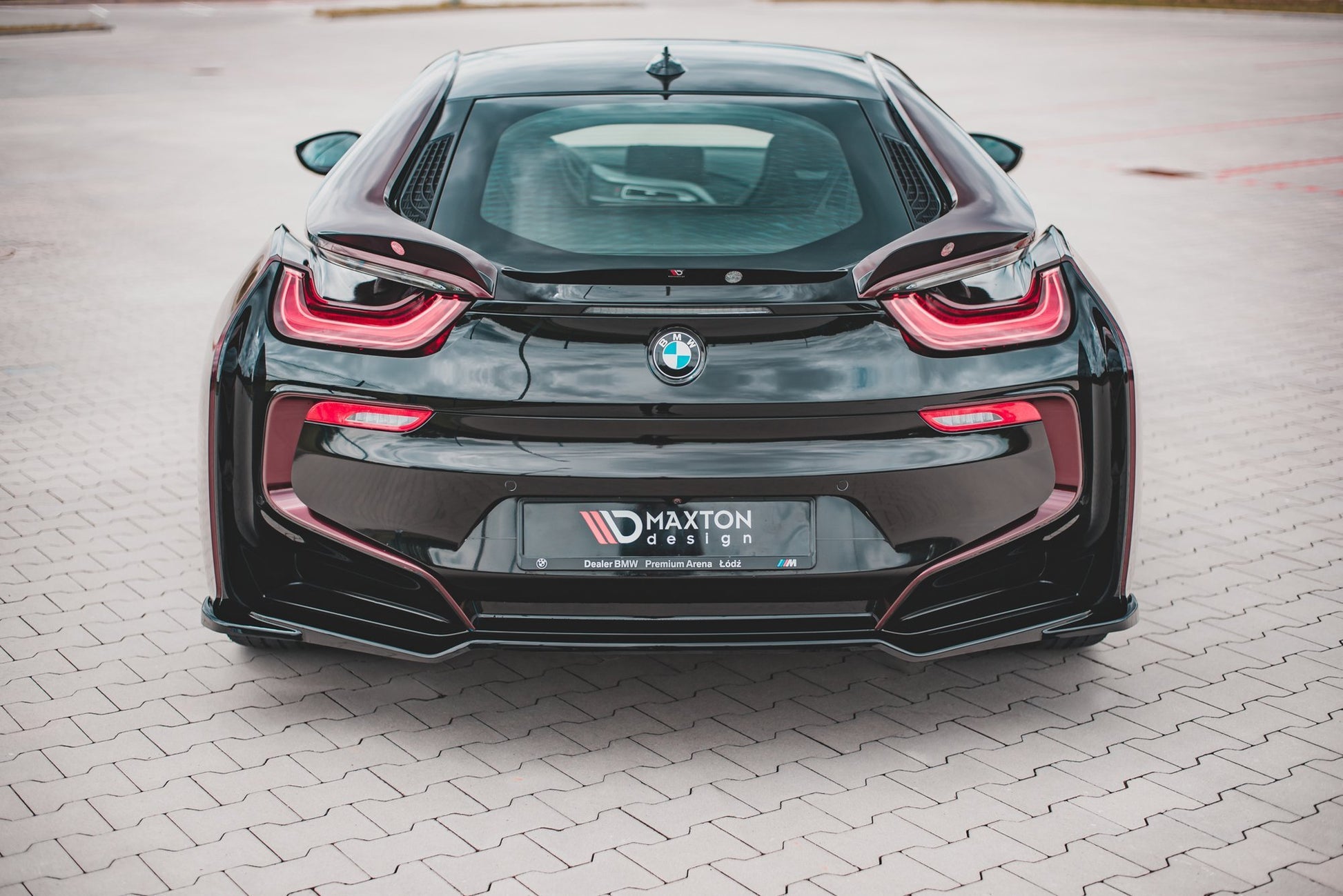 Heckansatz BMW i8 schwarz Hochglanz
