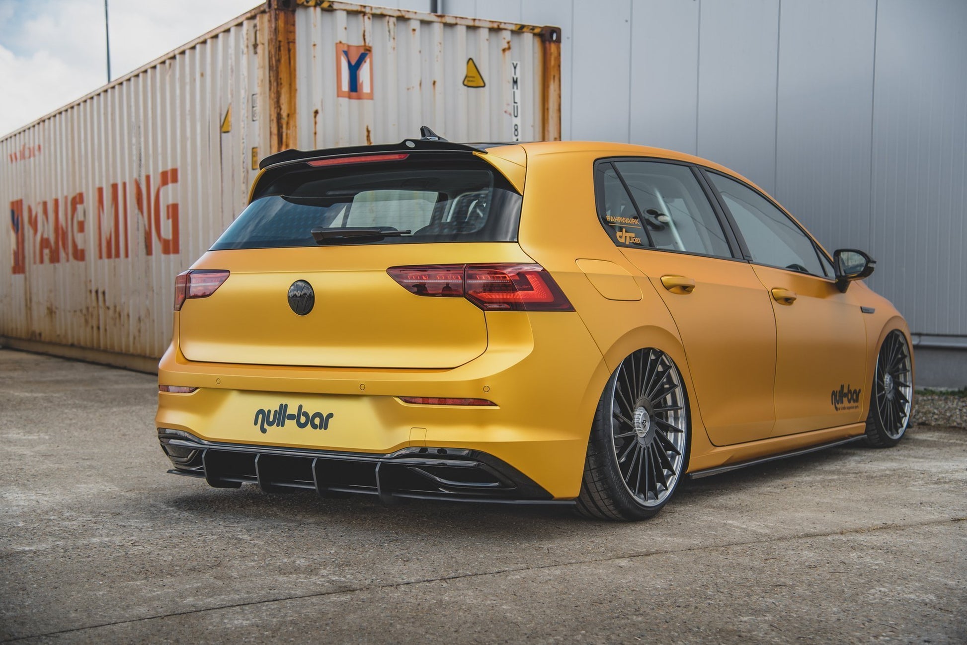 Robuste Racing Heckschürze V.1 für VW Golf Mk8