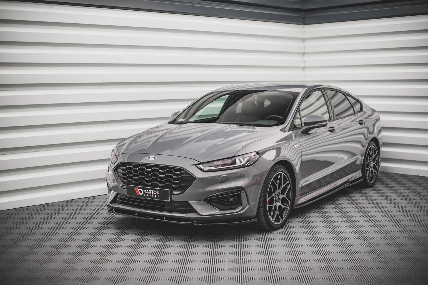 Front Ansatz V.2 für Ford Mondeo ST-Line Mk5 Facelift schwarz Hochglanz