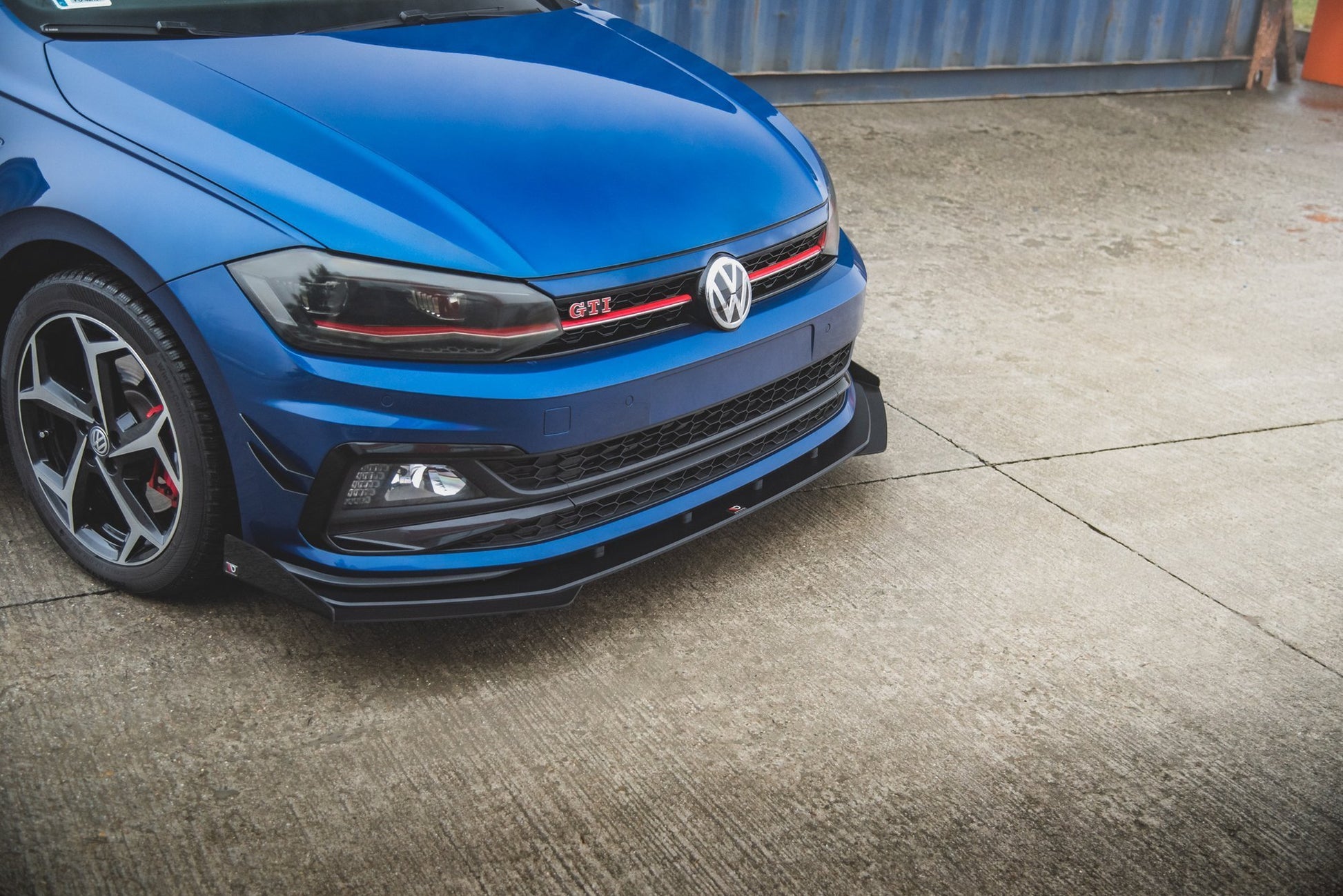 Street Pro Front Ansatz für + Flaps für VW Polo GTI Mk6 schwarz Hochglanz