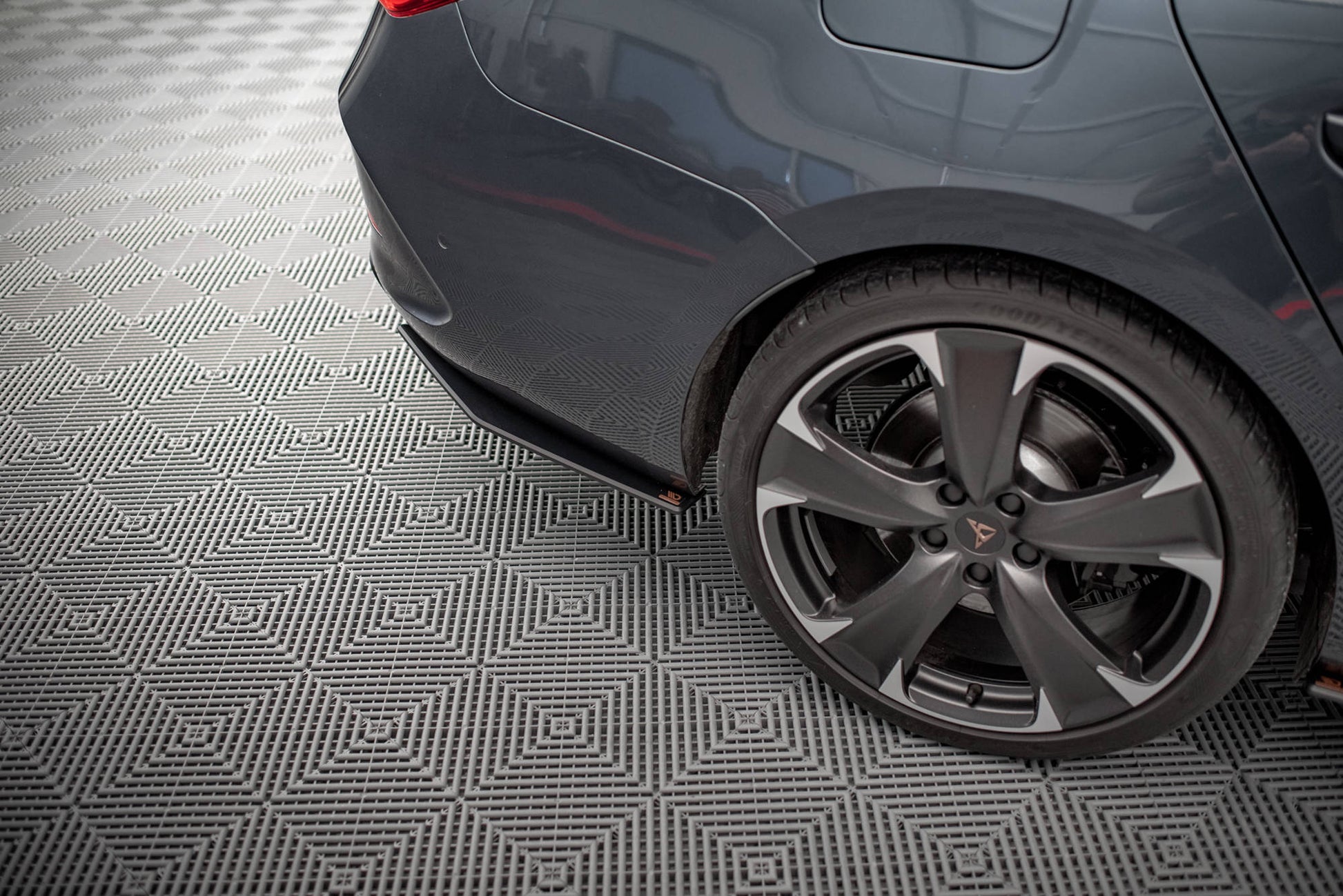 Street Pro Heck Ansatz Flaps Diffusor für Cupra Leon ST Mk1