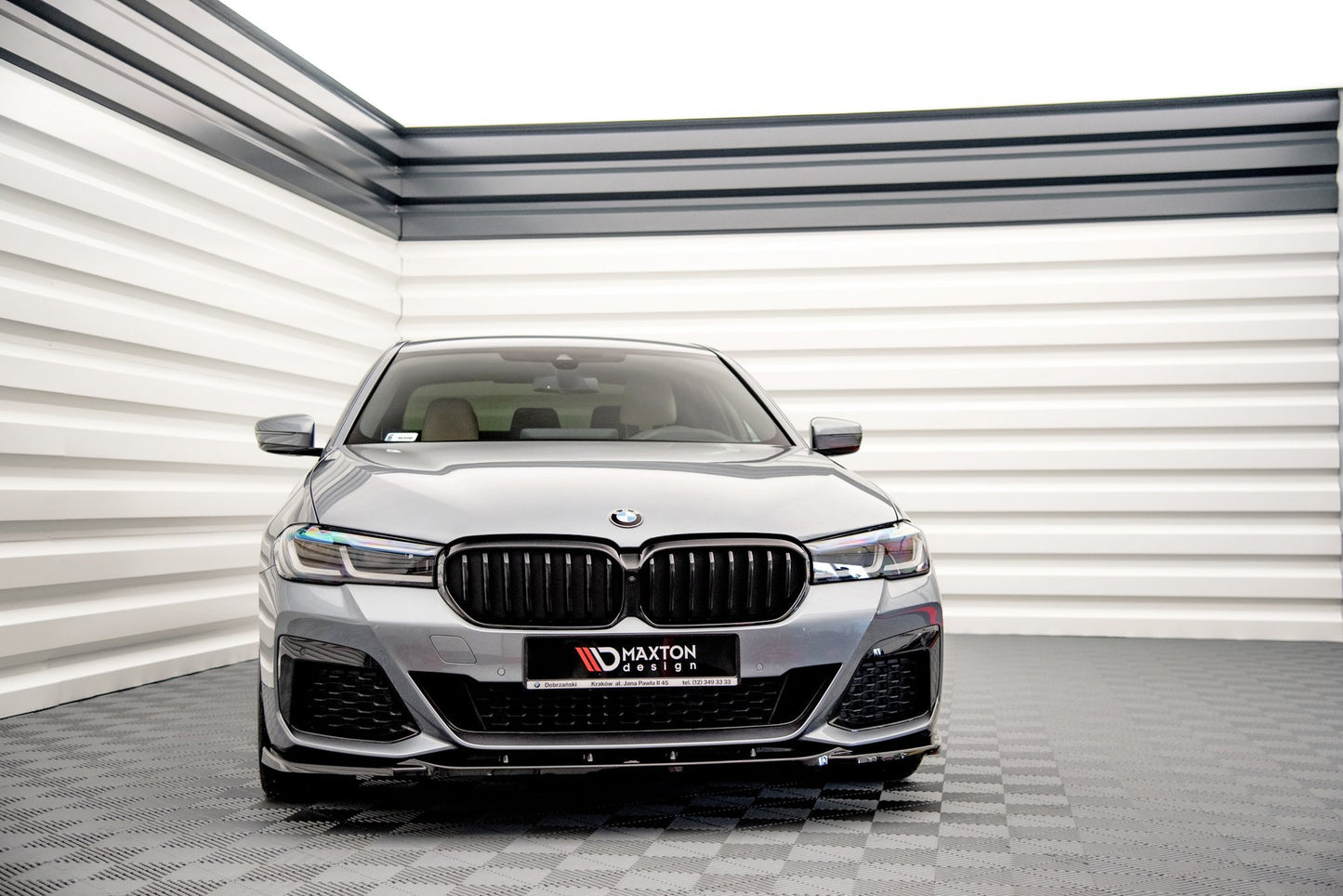 Front Ansatz V.2 für BMW 5er M-Paket / M550i / M550d G30 Facelift  schwarz Hochglanz