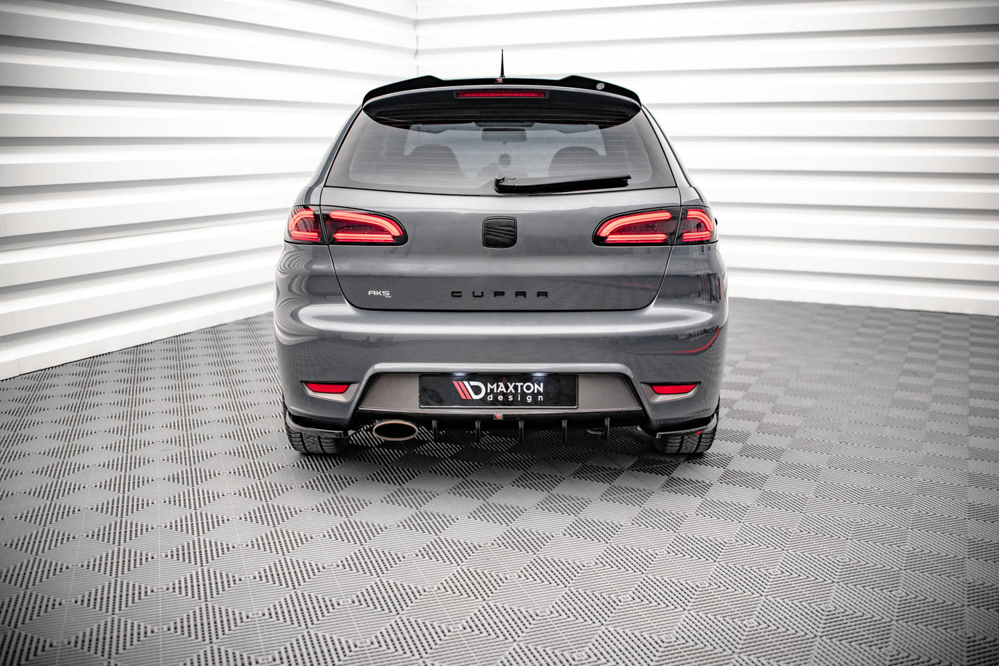Diffusor Heck Ansatz für Seat Ibiza Cupra Mk3 schwarz Hochglanz