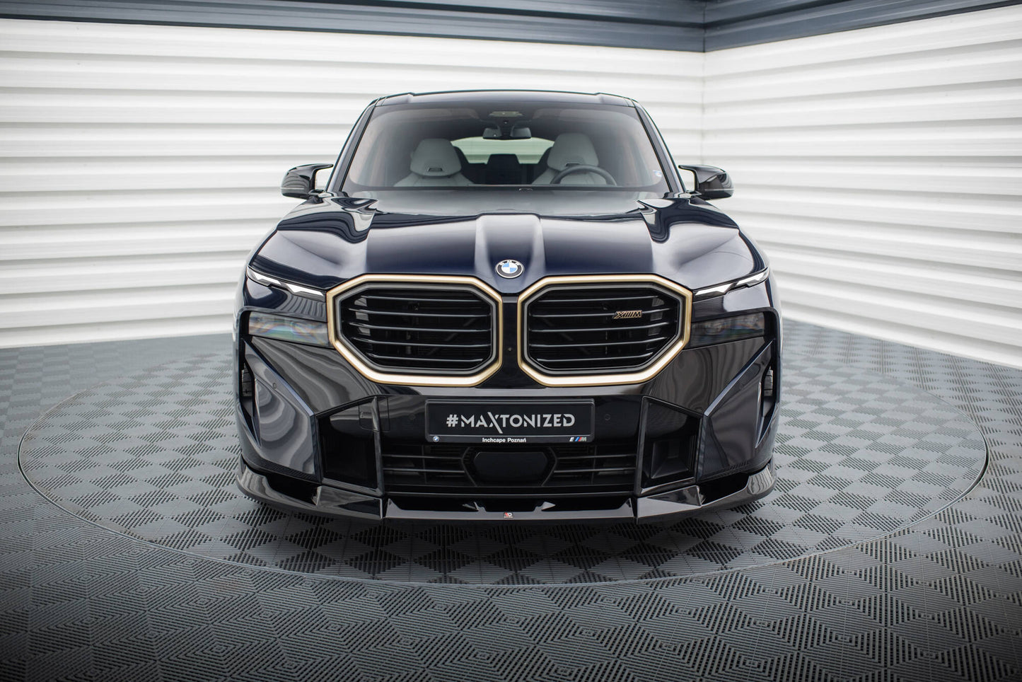 Front Ansatz V.2 für BMW XM G09 schwarz Hochglanz