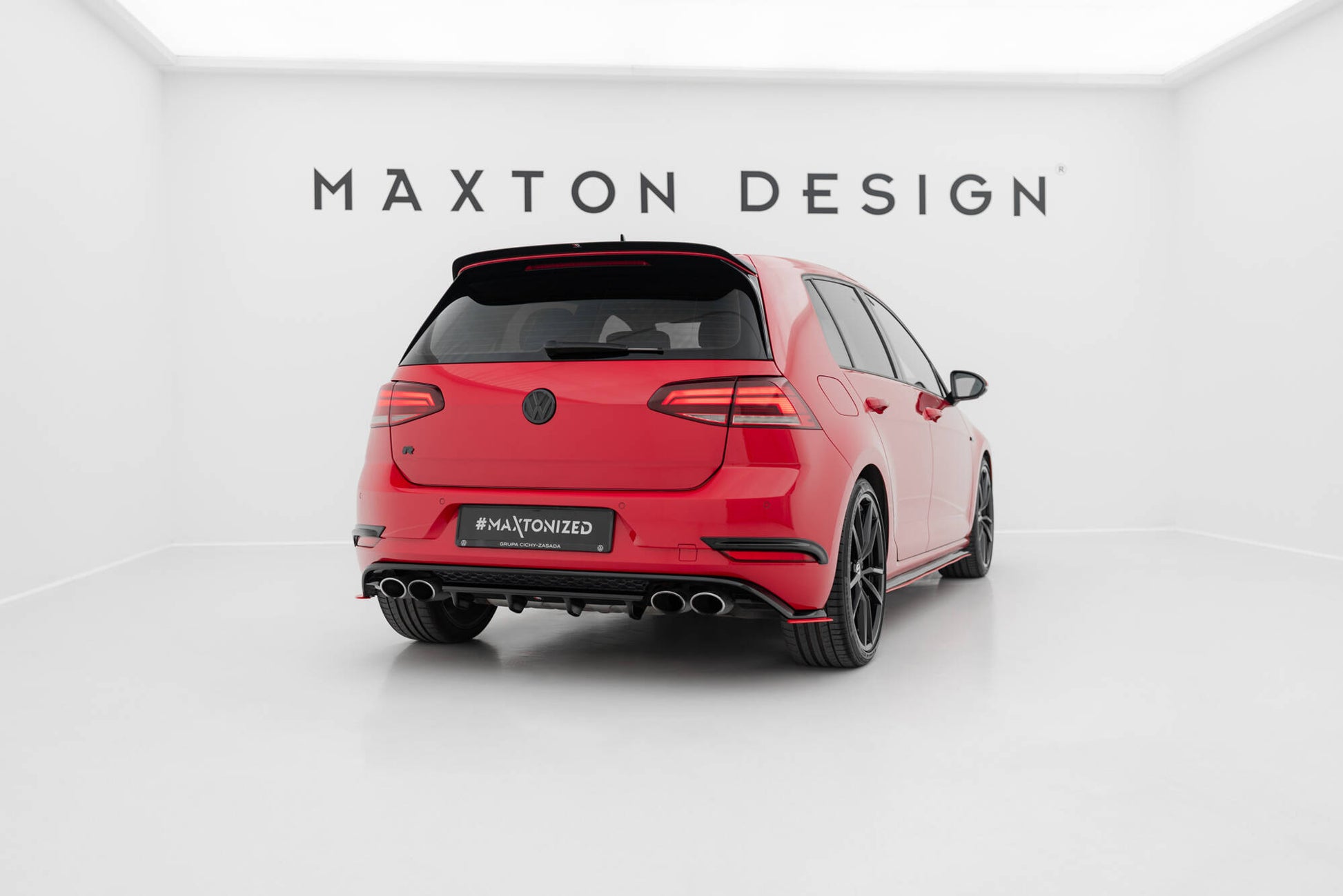 Heckansatz VW Golf R Hatchback Mk7 Facelift schwarz Hochglanz