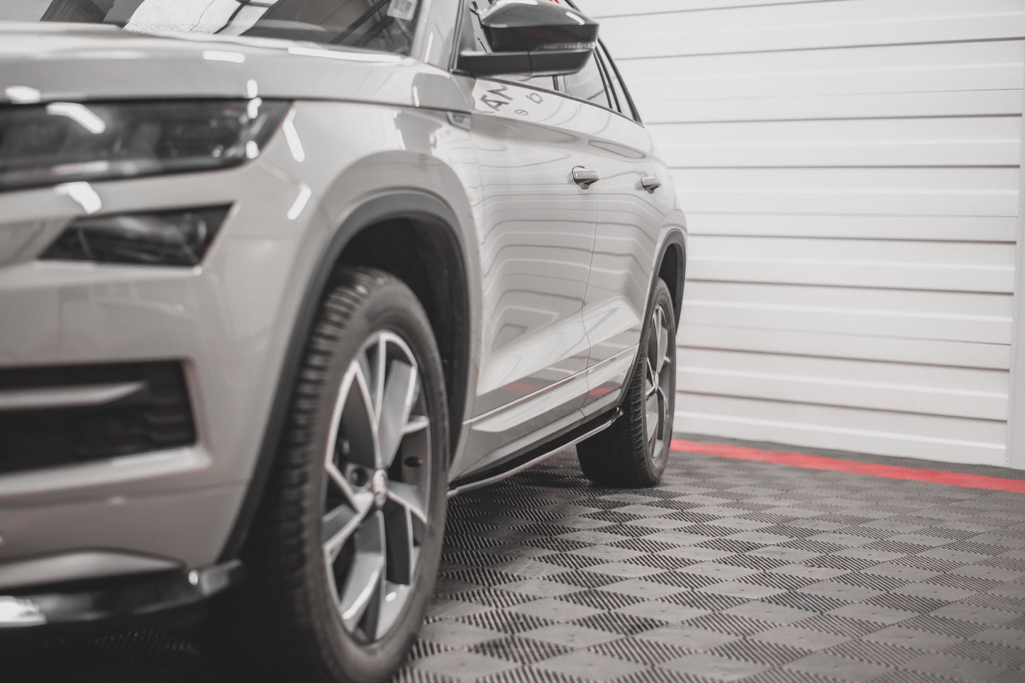 Seitenschweller Ansatz für Skoda Kodiaq Mk1 Sportline/RS schwarz matt