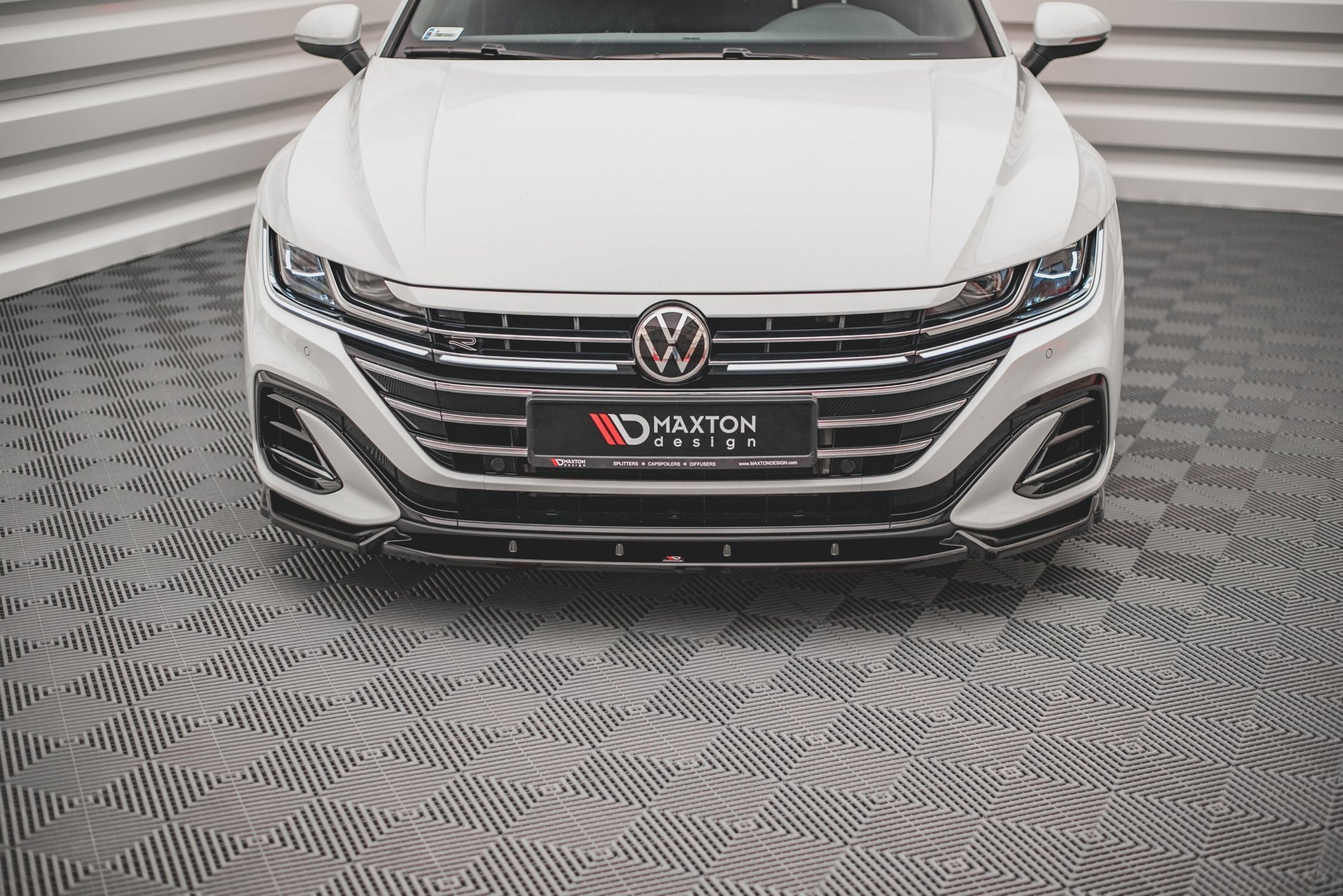 Front Ansatz V.1 für VW Arteon R-Line Facelift schwarz Hochglanz