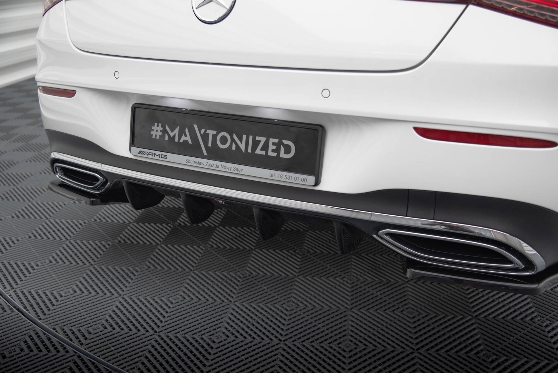 Diffusor Heck Ansatz für Mercedes-Benz CLA  AMG-Line X118 schwarz Hochglanz