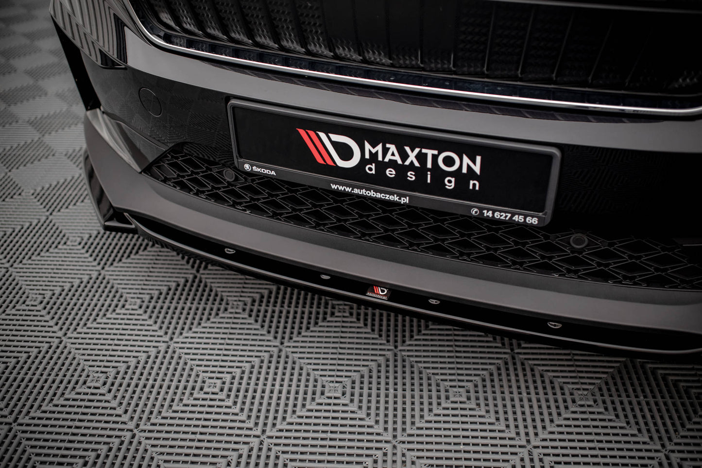 Front Ansatz V.3 für Skoda Enyaq iV Carbon Look