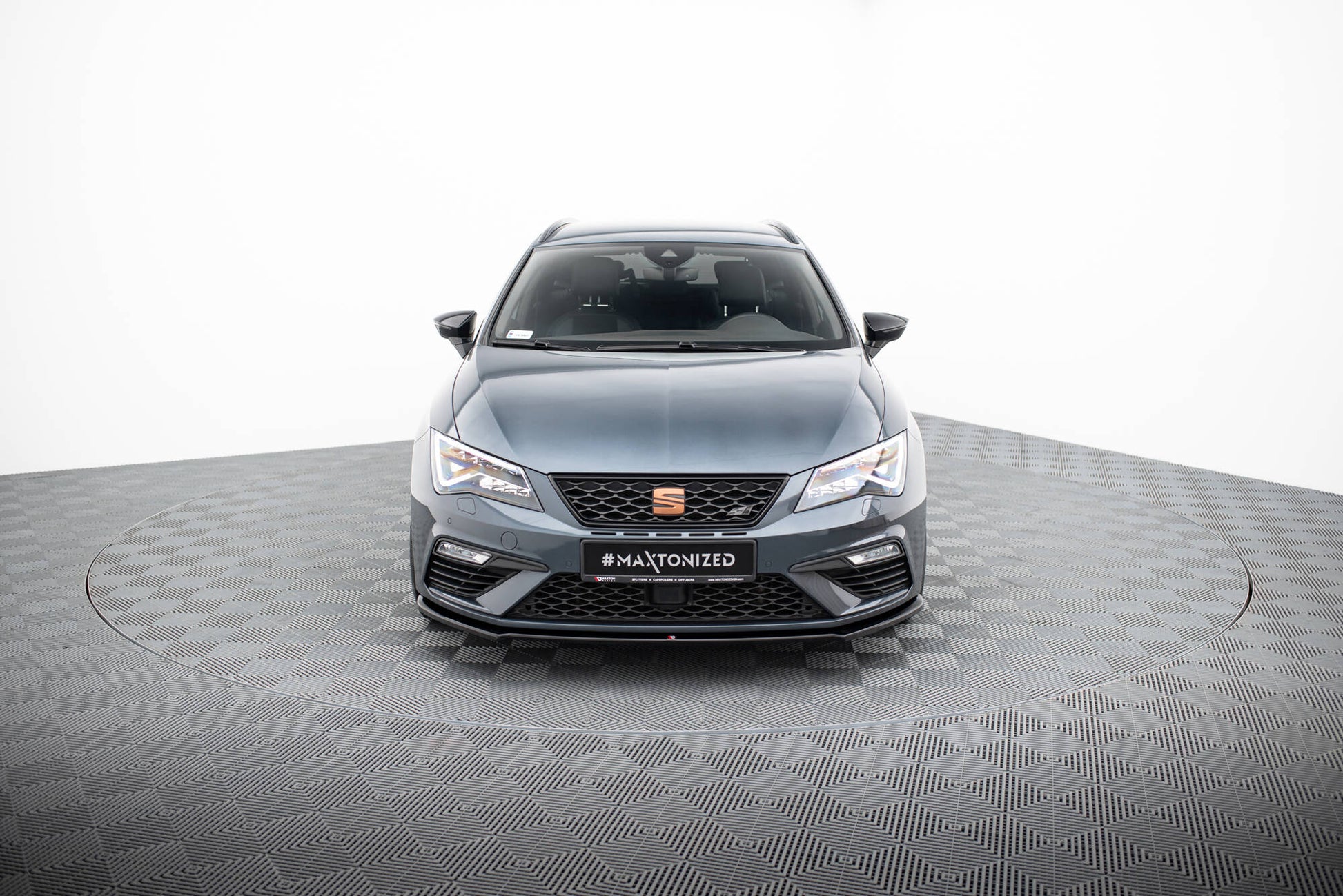 Front Ansatz V.4 für Seat Leon Cupra / FR Mk3 FL schwarz Hochglanz
