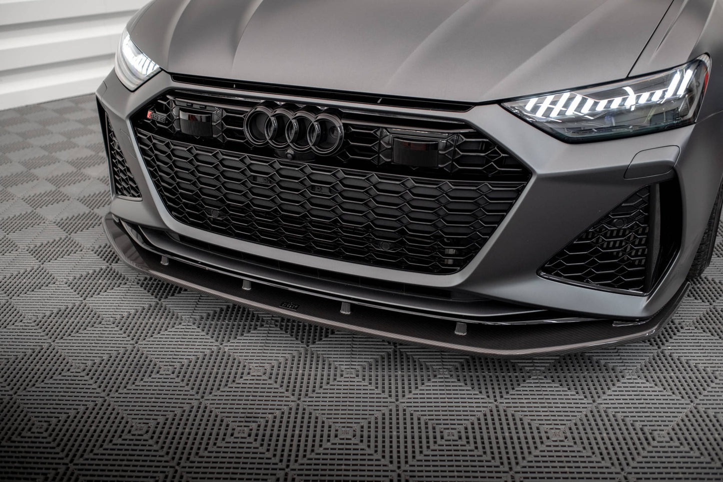 Set of Carbon Fiber Splitters Audi RS6 C8 schwarz matt