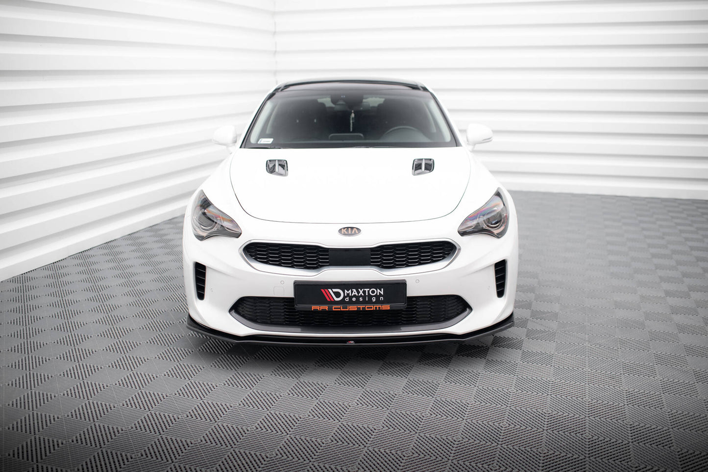 Front Ansatz V.1 für Kia Stinger GT / GT-Line / Standard Mk1 schwarz Hochglanz