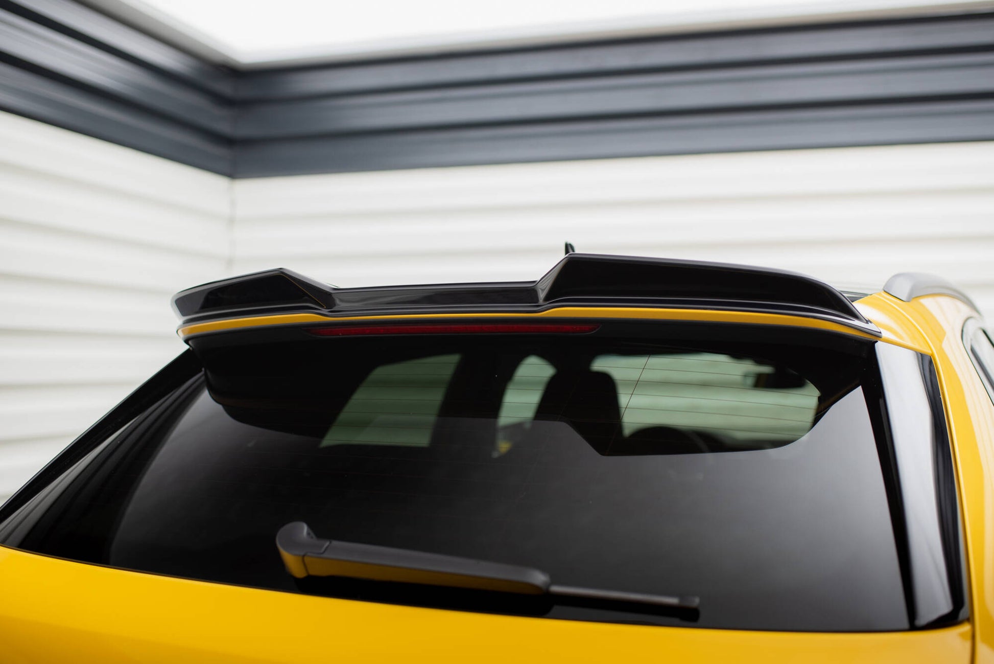 Spoiler CAP 3D für Audi RS3 / S3 / A3 S-Line Sportback 8Y schwarz Hochglanz