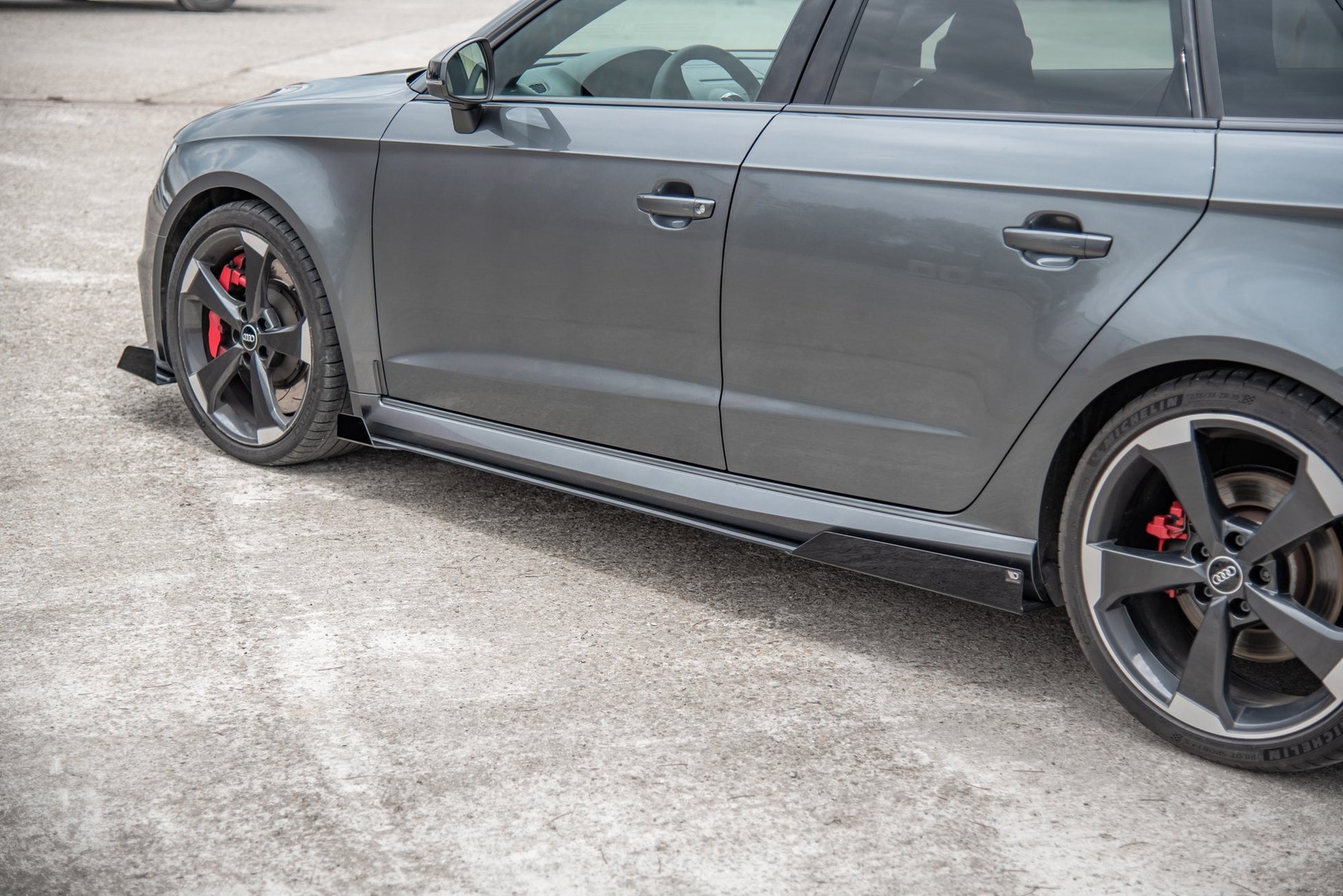 Street Pro Seitenschweller Ansatz für + Flaps Audi RS3 8V Sportback schwarz Hochglanz