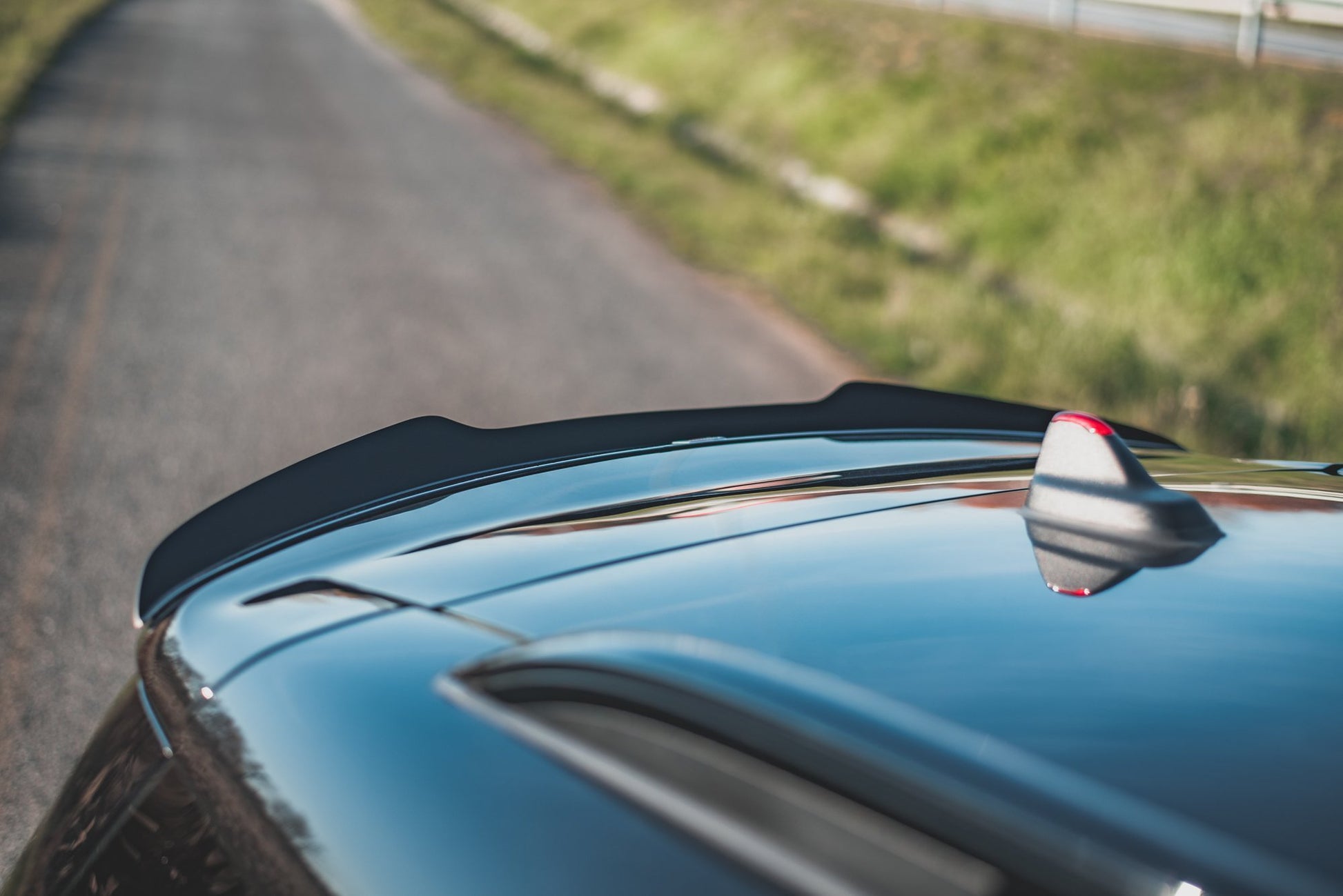 Spoiler CAP für Mini Countryman Mk2 F60 JCW schwarz Hochglanz