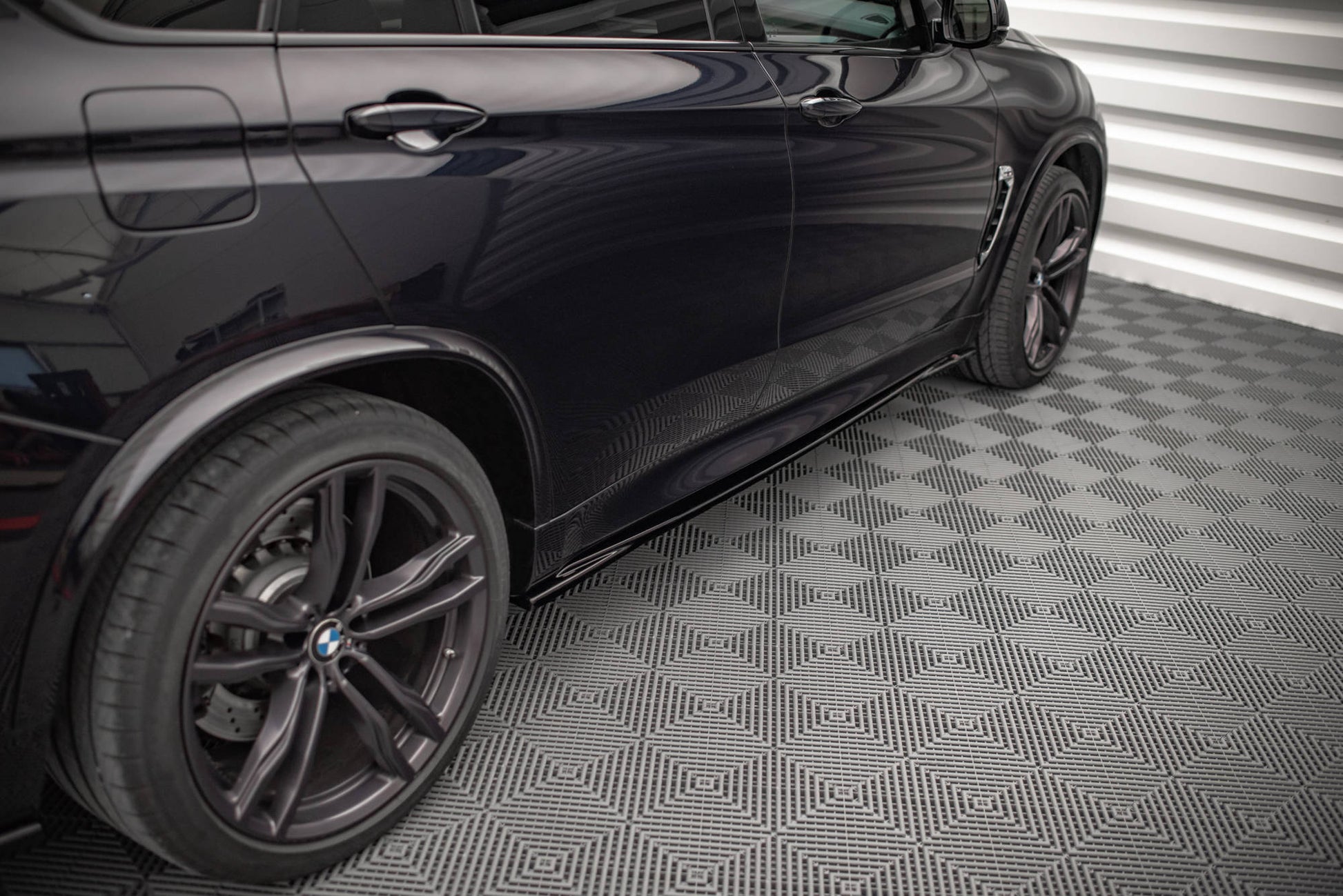 Seitenschweller Ansatz für V.1 für BMW X5 M F85 schwarz Hochglanz