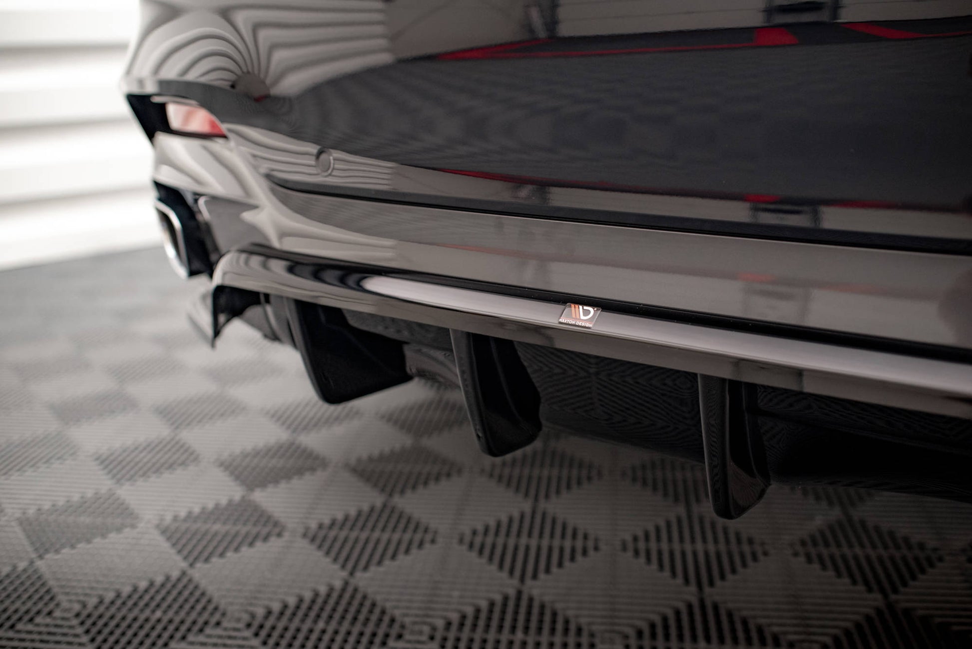 Mittlerer Cup Diffusor DTM Look Heck Ansatz für BMW X6 M-Paket F16 schwarz Hochglanz