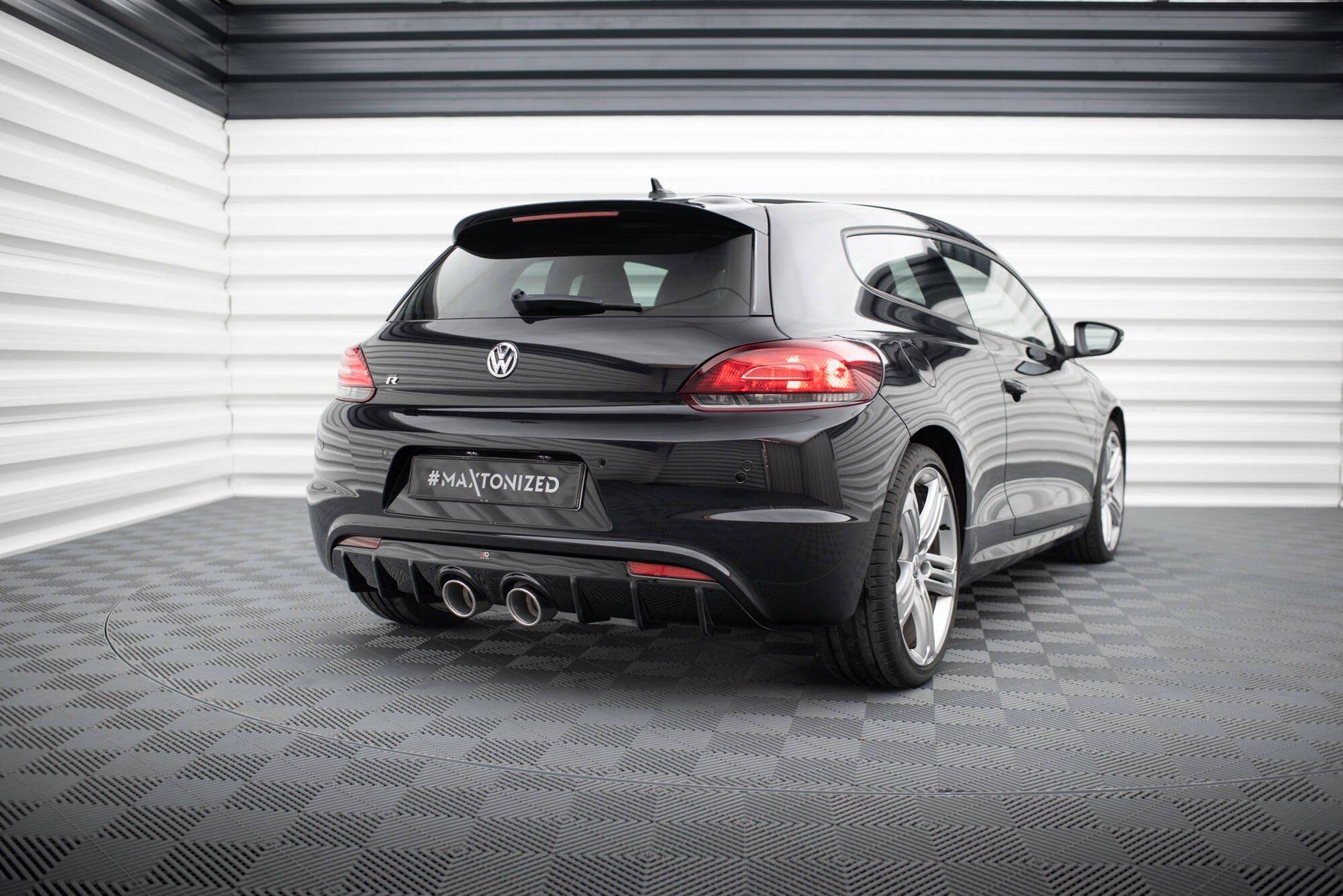 Diffusor Heck Ansatz V.3 für VW Scirocco R Mk3 schwarz Hochglanz