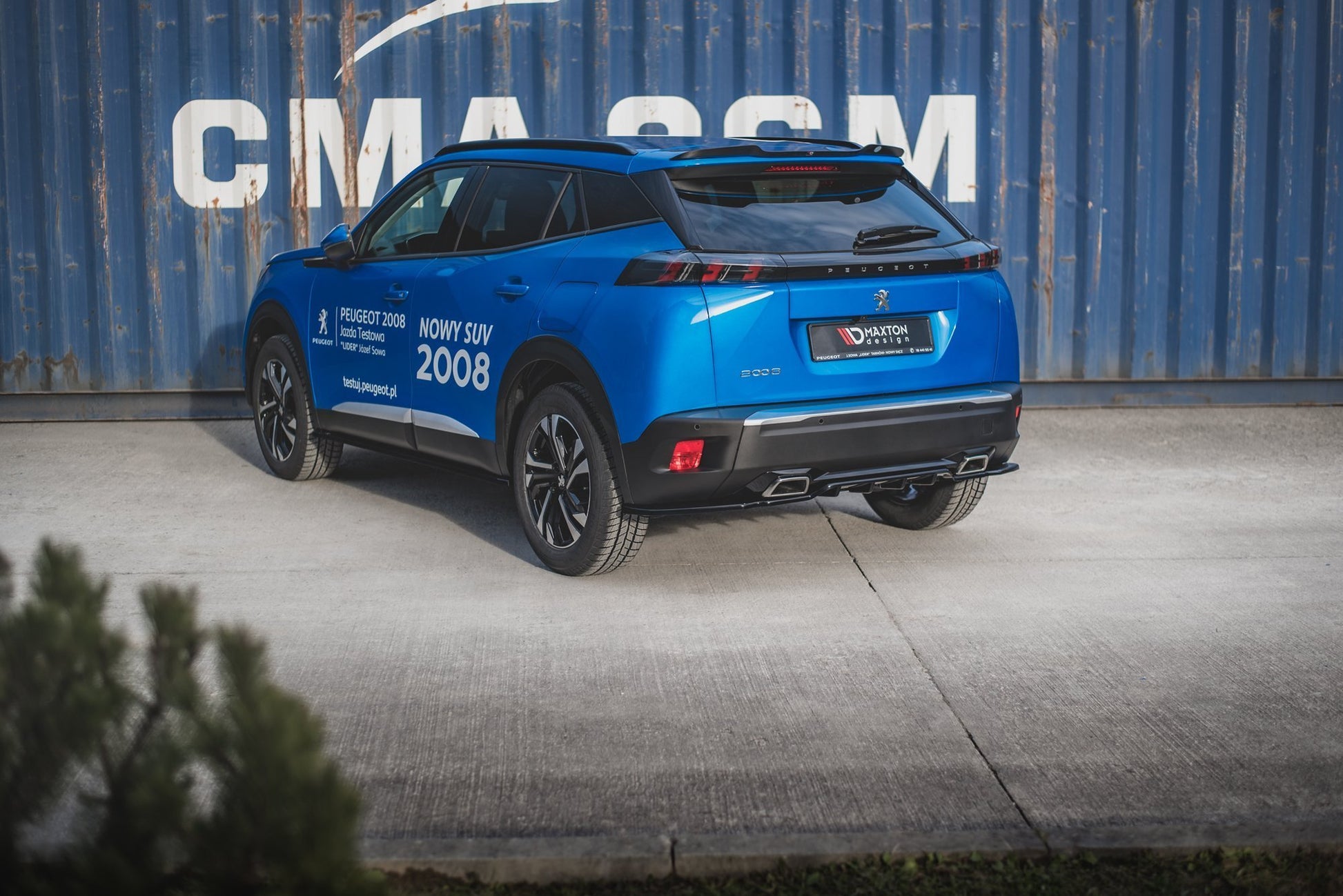 Mittlerer Cup Diffusor DTM Look Heck Ansatz für Peugeot 2008 Mk2 schwarz Hochglanz