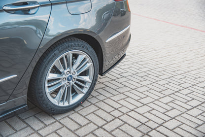 Heck Ansatz Flaps Diffusor für Ford Mondeo Vignale Mk5 Facelift schwarz Hochglanz