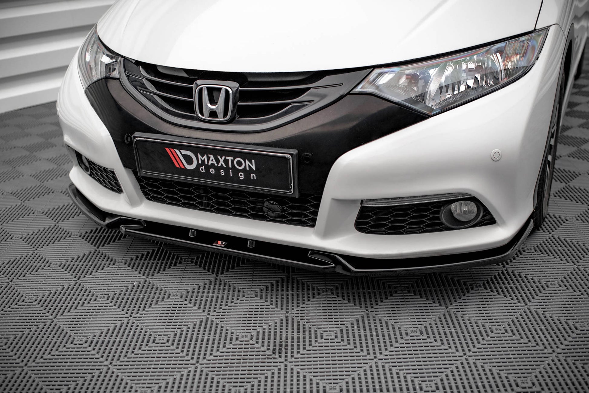Front Ansatz V.2 für Honda Civic Mk9 schwarz Hochglanz