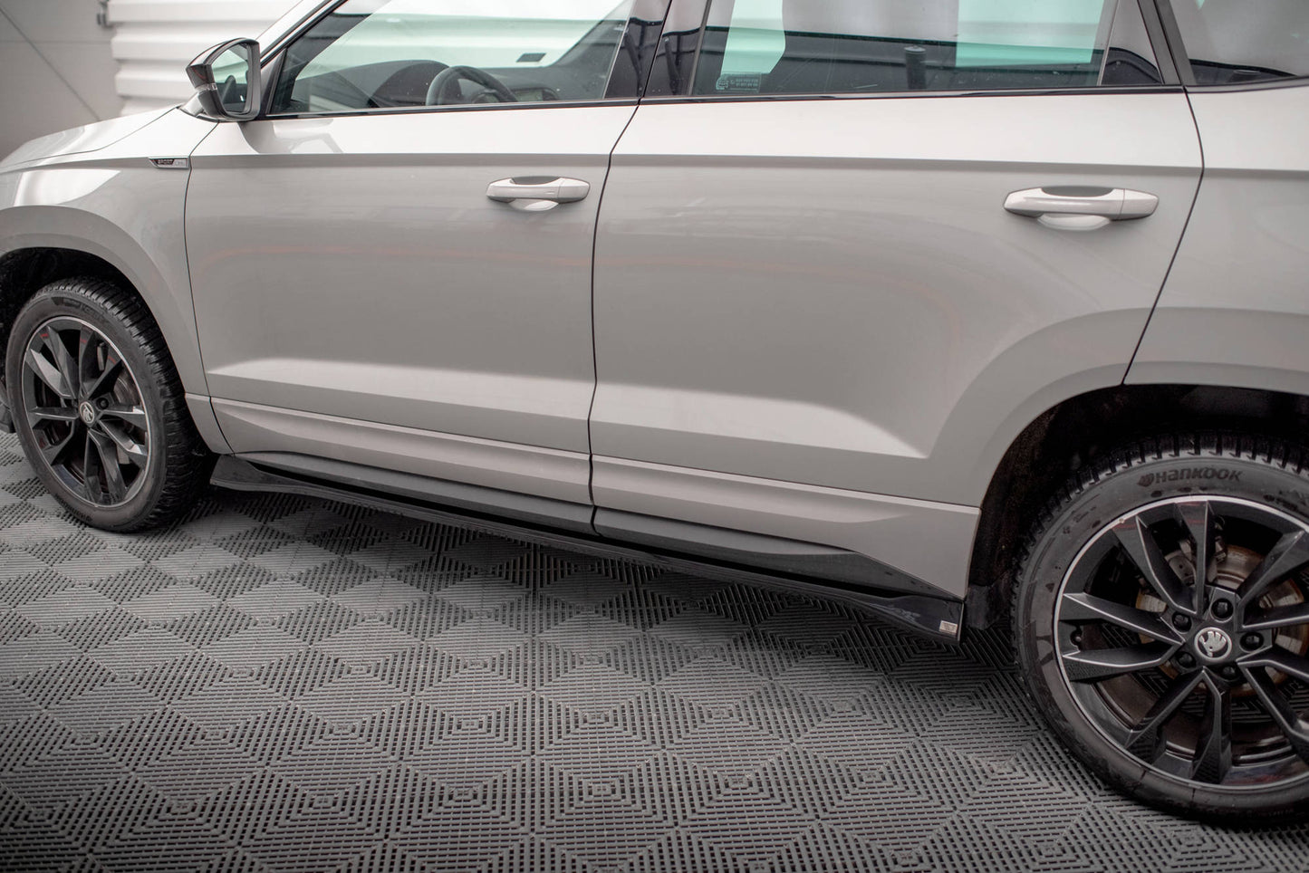 Seitenschweller Ansatz für Skoda Karoq Sportline Mk1  schwarz Hochglanz