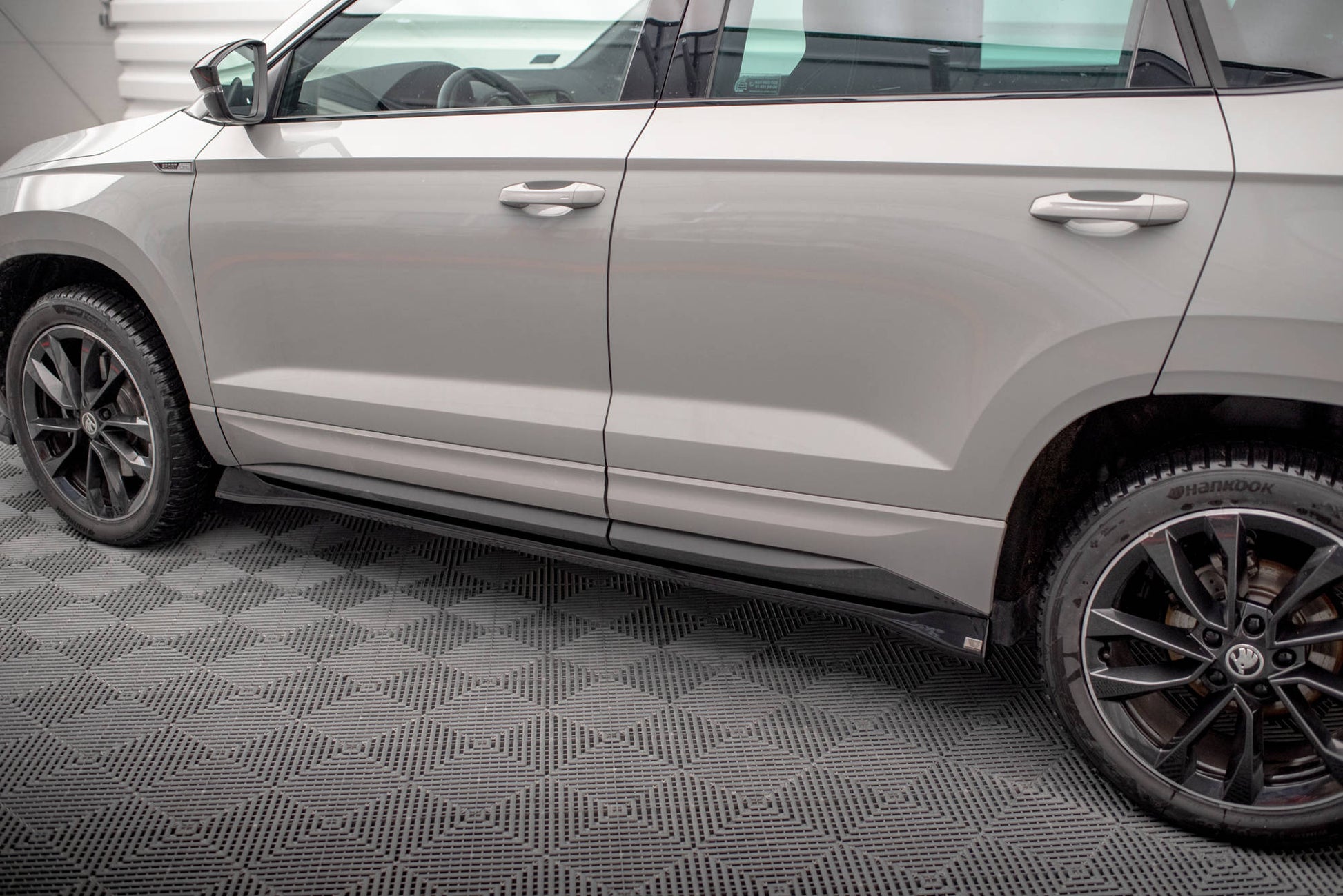 Seitenschweller Ansatz für Skoda Karoq Sportline Mk1  schwarz Hochglanz