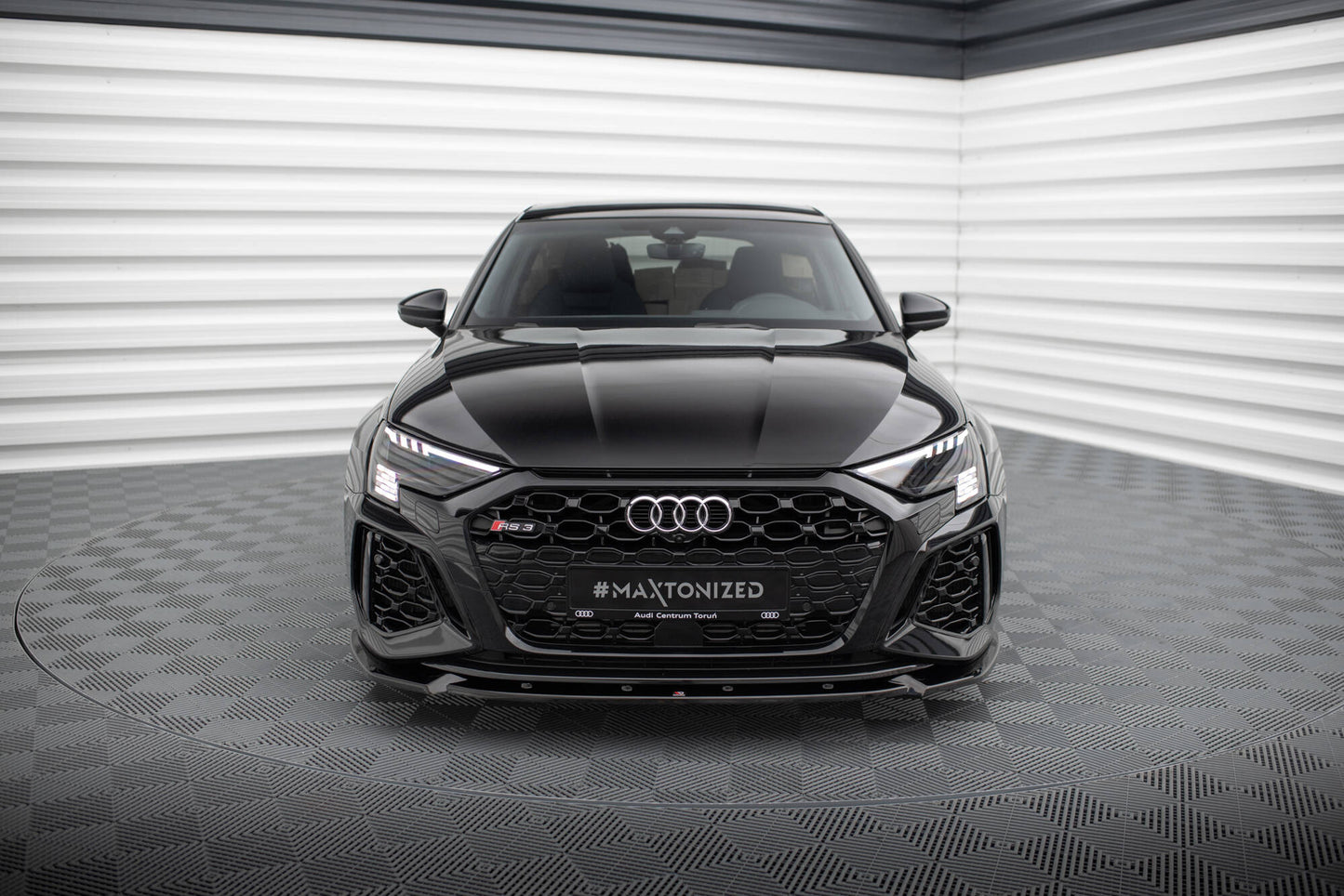 Front Ansatz V.1 für Audi RS3 Sportback 8Y schwarz Hochglanz