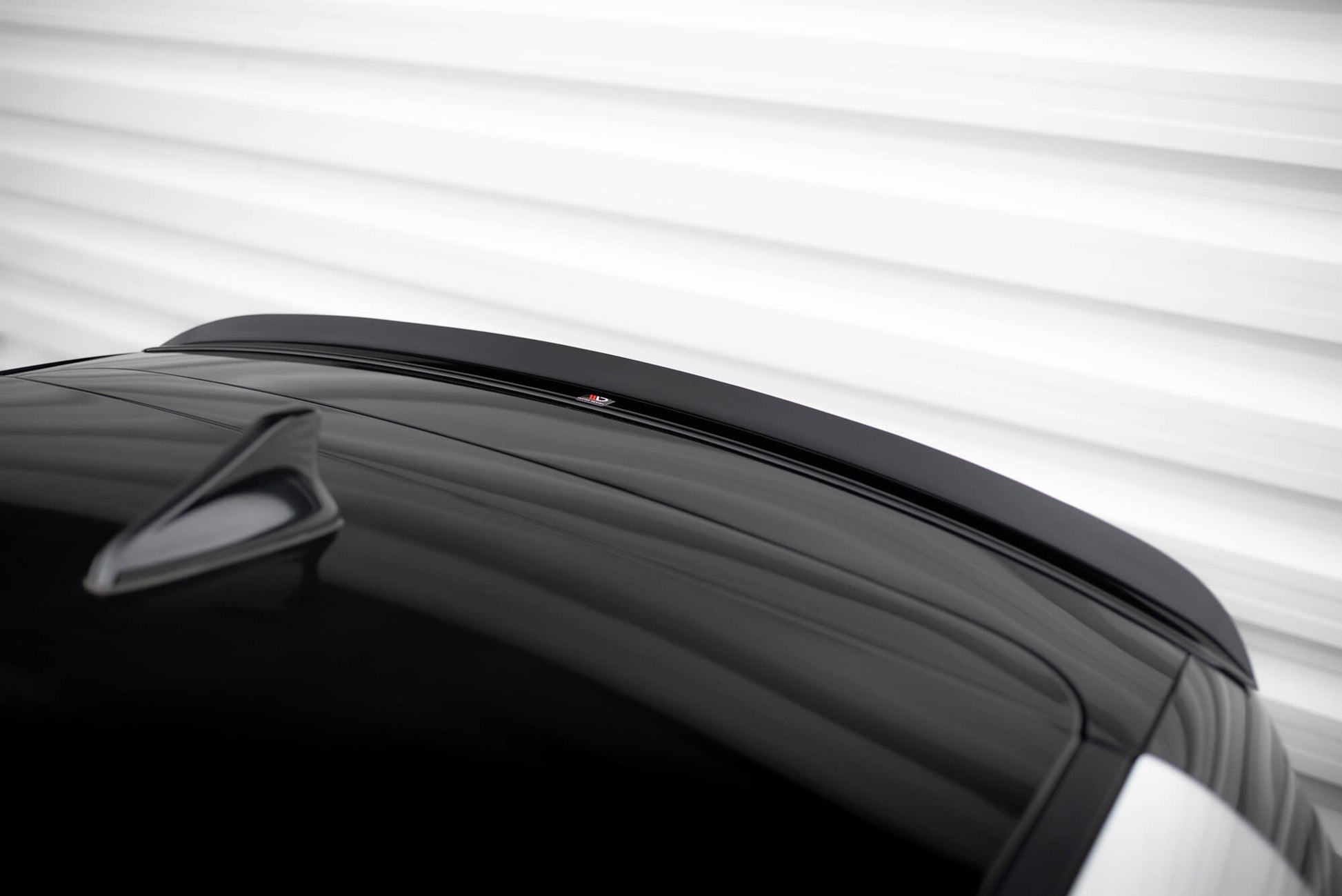 Spoiler CAP für HYUNDAI I30 MK3 HATCHBACK schwarz Hochglanz