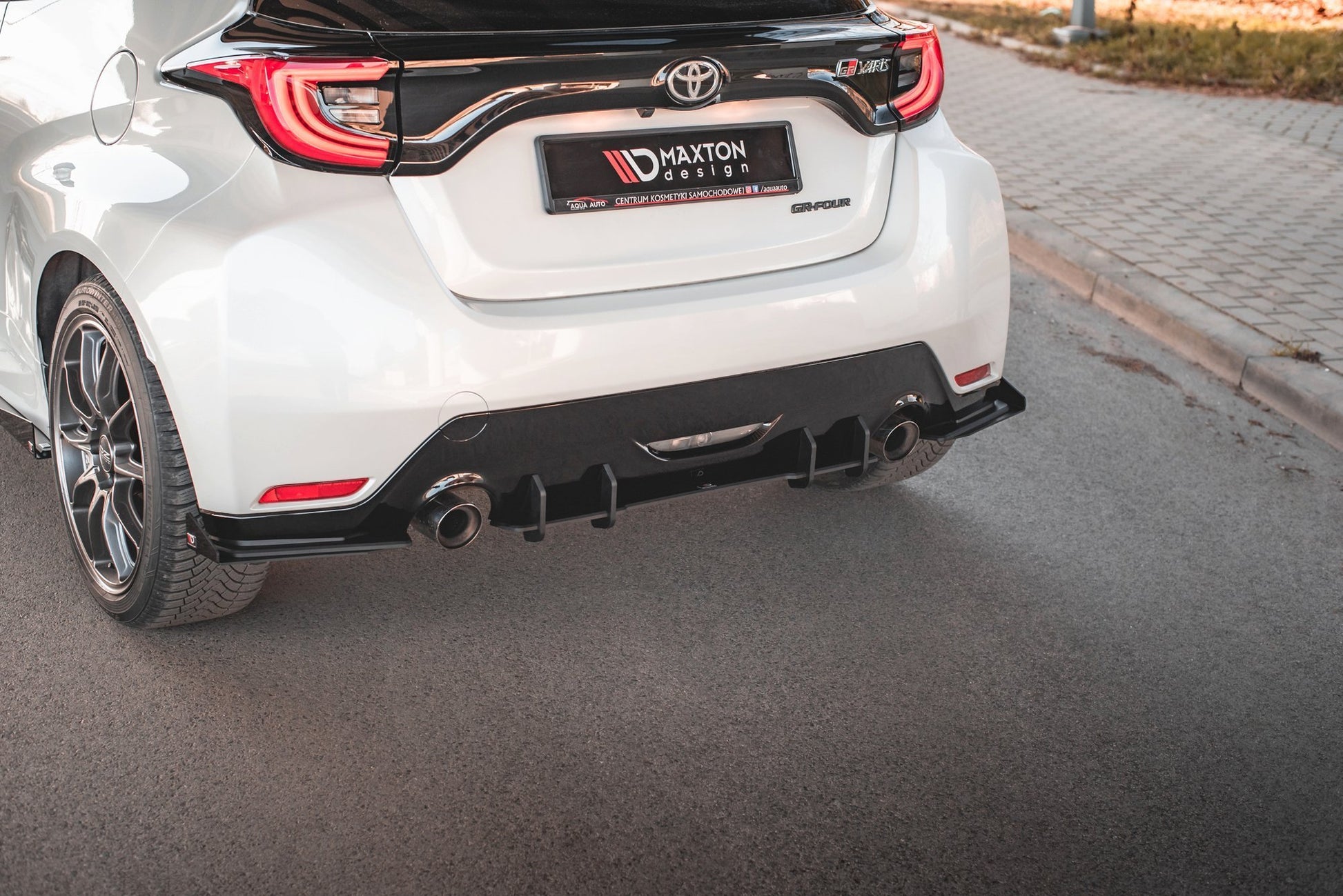 Robuste Racing Heckschürze für Toyota GR Yaris Mk4