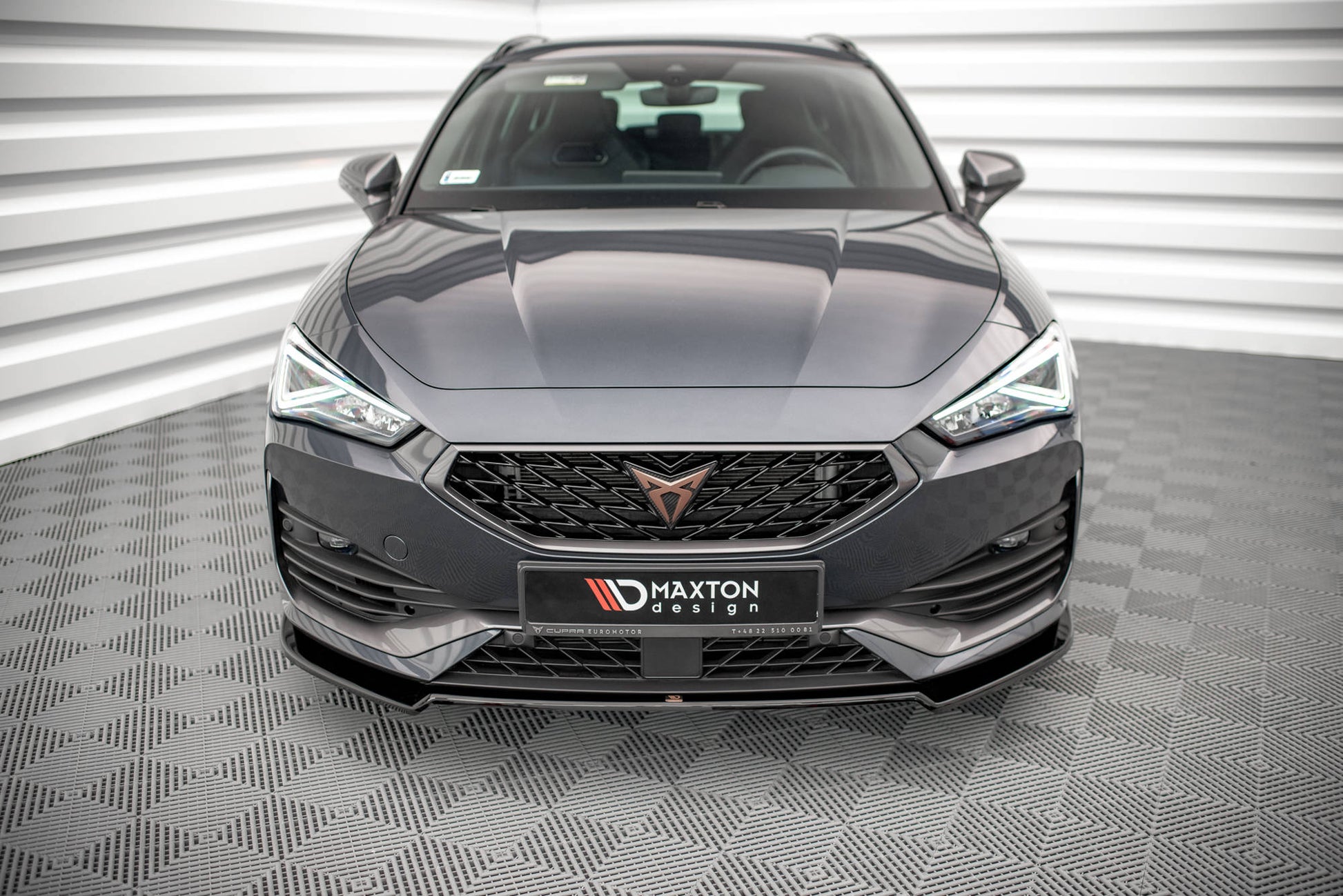 Front Ansatz V.2 für Cupra Leon Mk1 schwarz Hochglanz