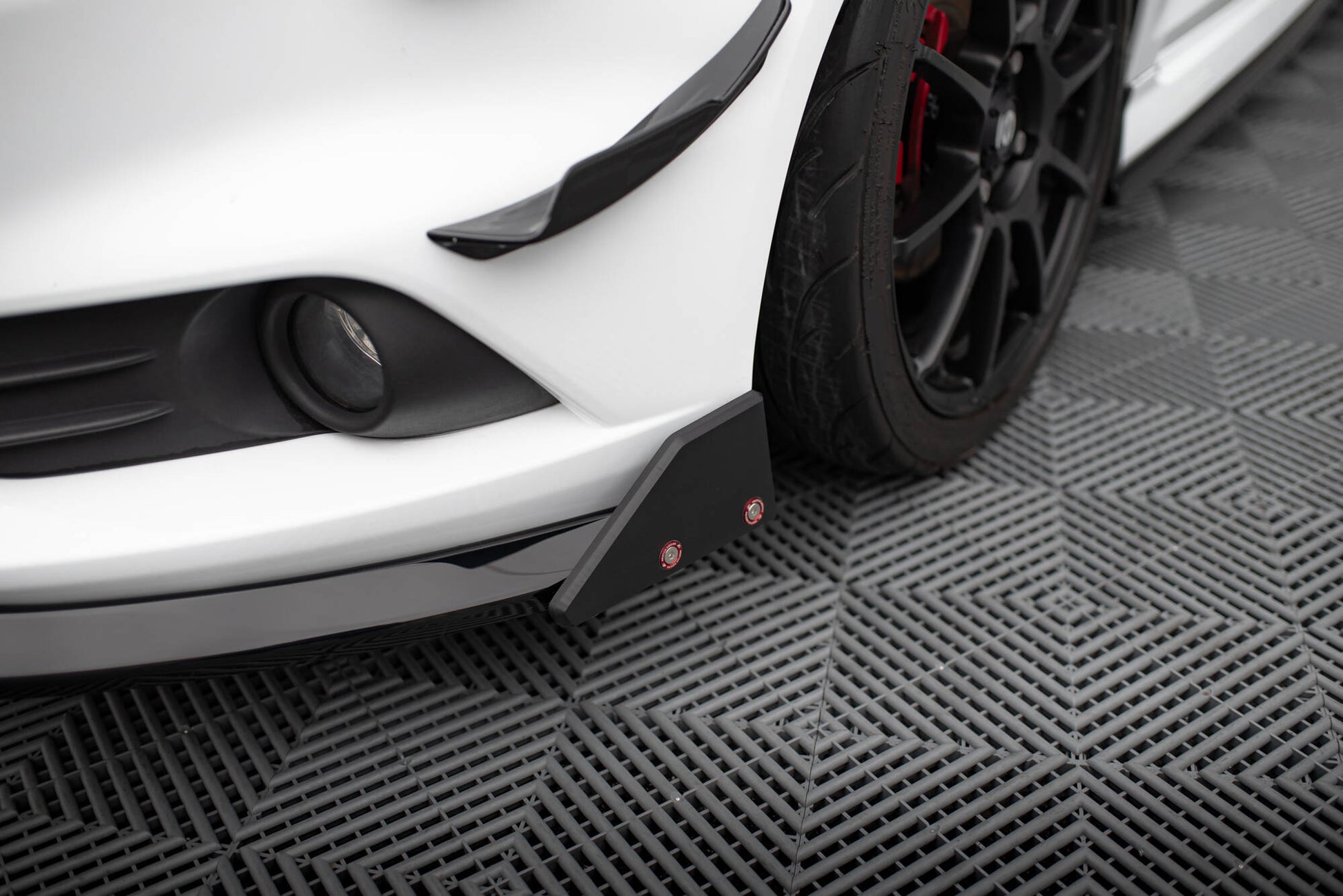 Front Ansatz V.6 + Flaps für Ford Fiesta ST Mk7 Facelift