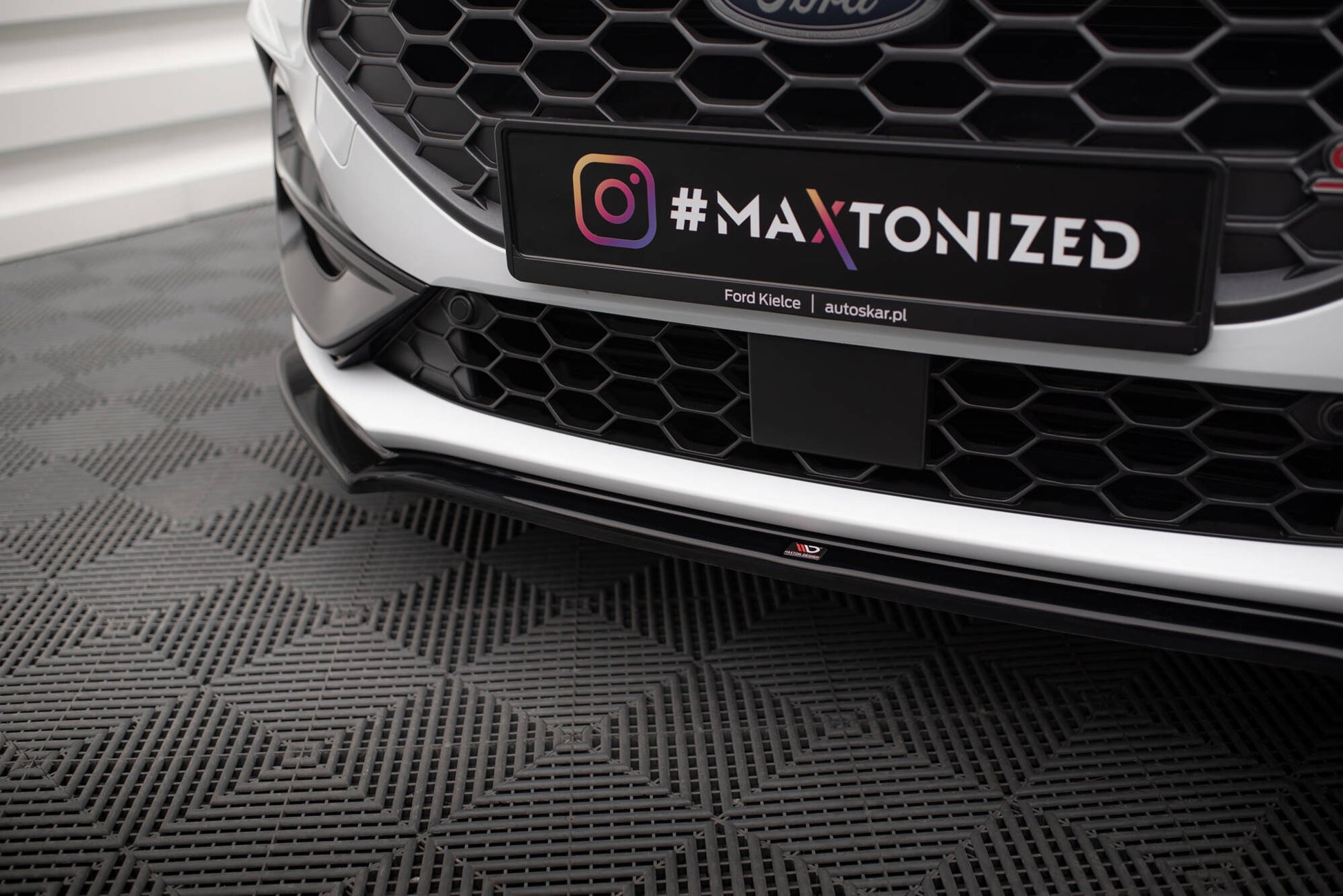 Front Ansatz V.1 für Ford Focus ST / ST-Line Mk4 Facelift schwarz Hochglanz