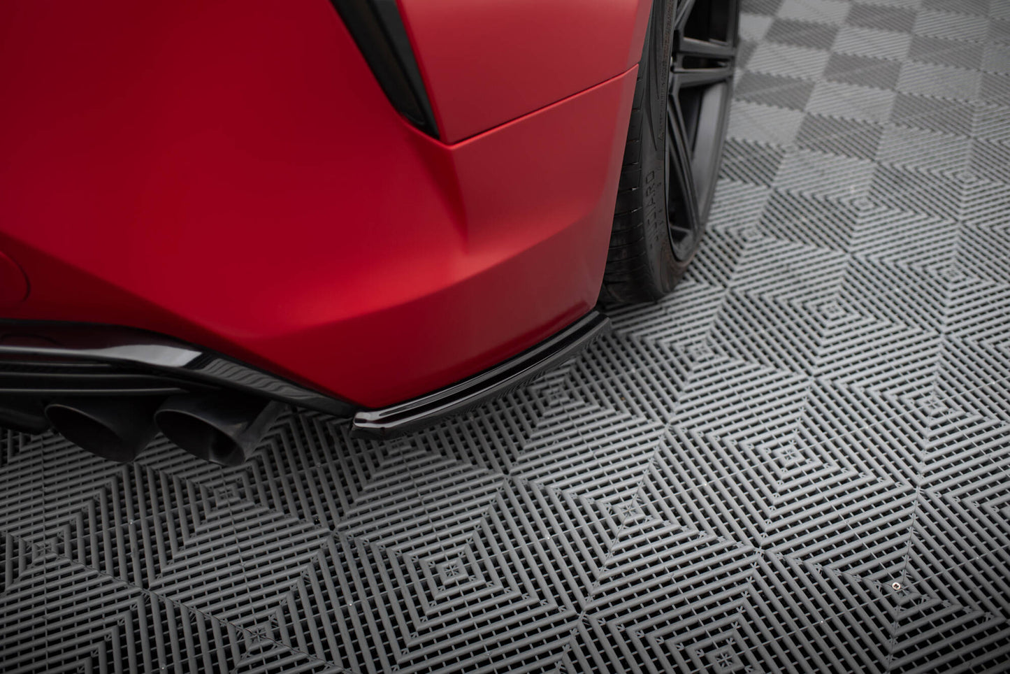 Heck Ansatz Flaps Diffusor für Lexus LC 500 schwarz Hochglanz