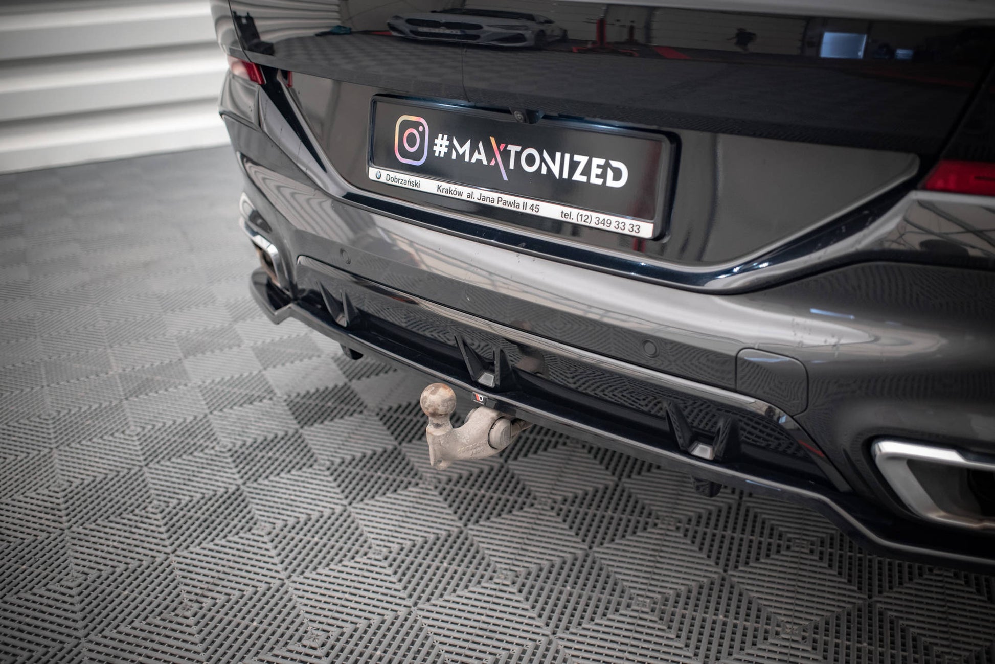 Mittlerer Cup Diffusor DTM Look Heck Ansatz für V.3 BMW X6 M-Paket G06 schwarz Hochglanz
