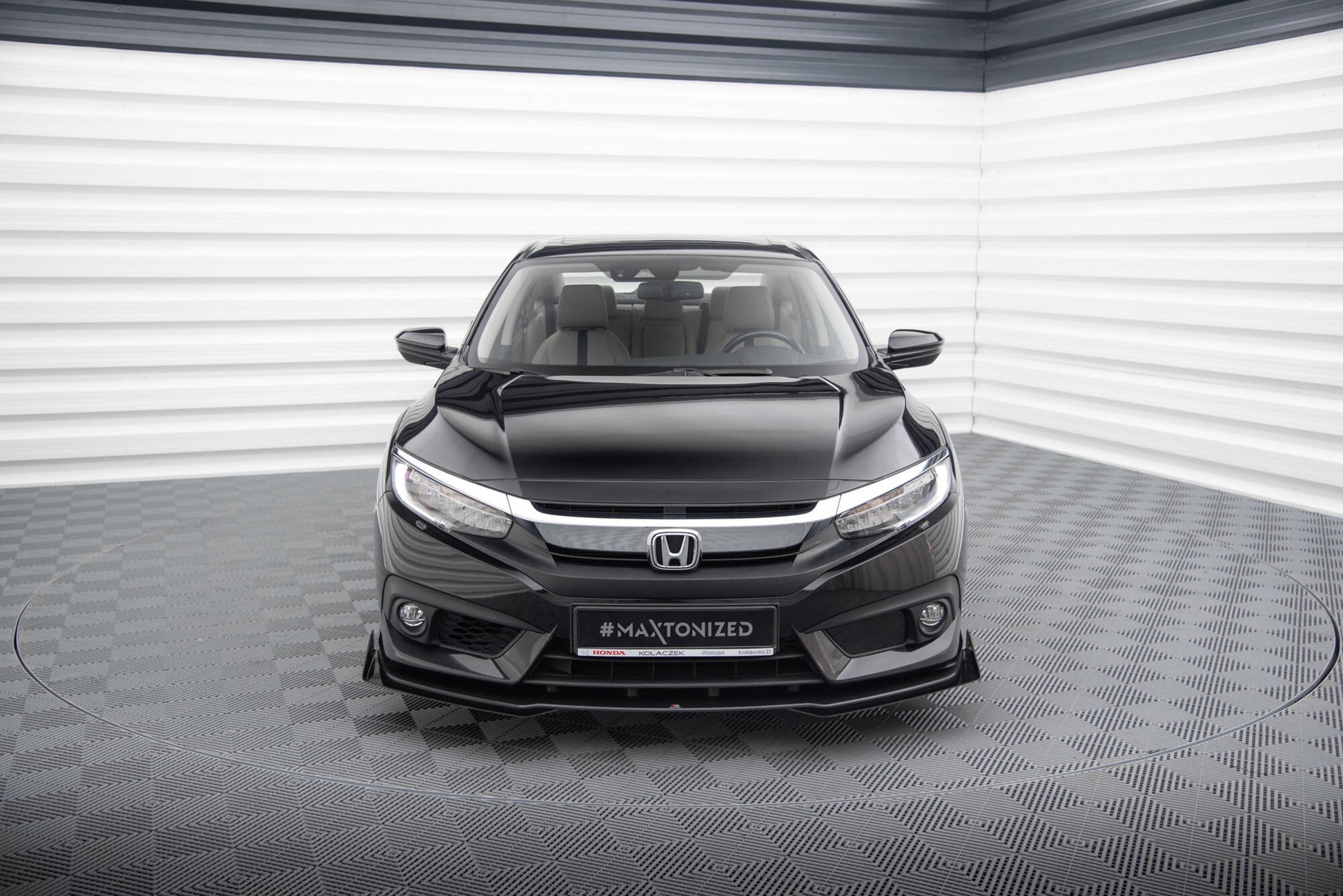 Front Stoßstange Flaps für Honda Civic Limousine Mk10 schwarz Hochglanz