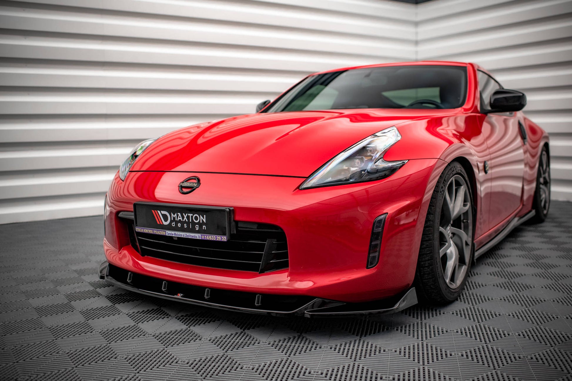 Front Ansatz V.2 für Nissan 370Z Facelift schwarz Hochglanz