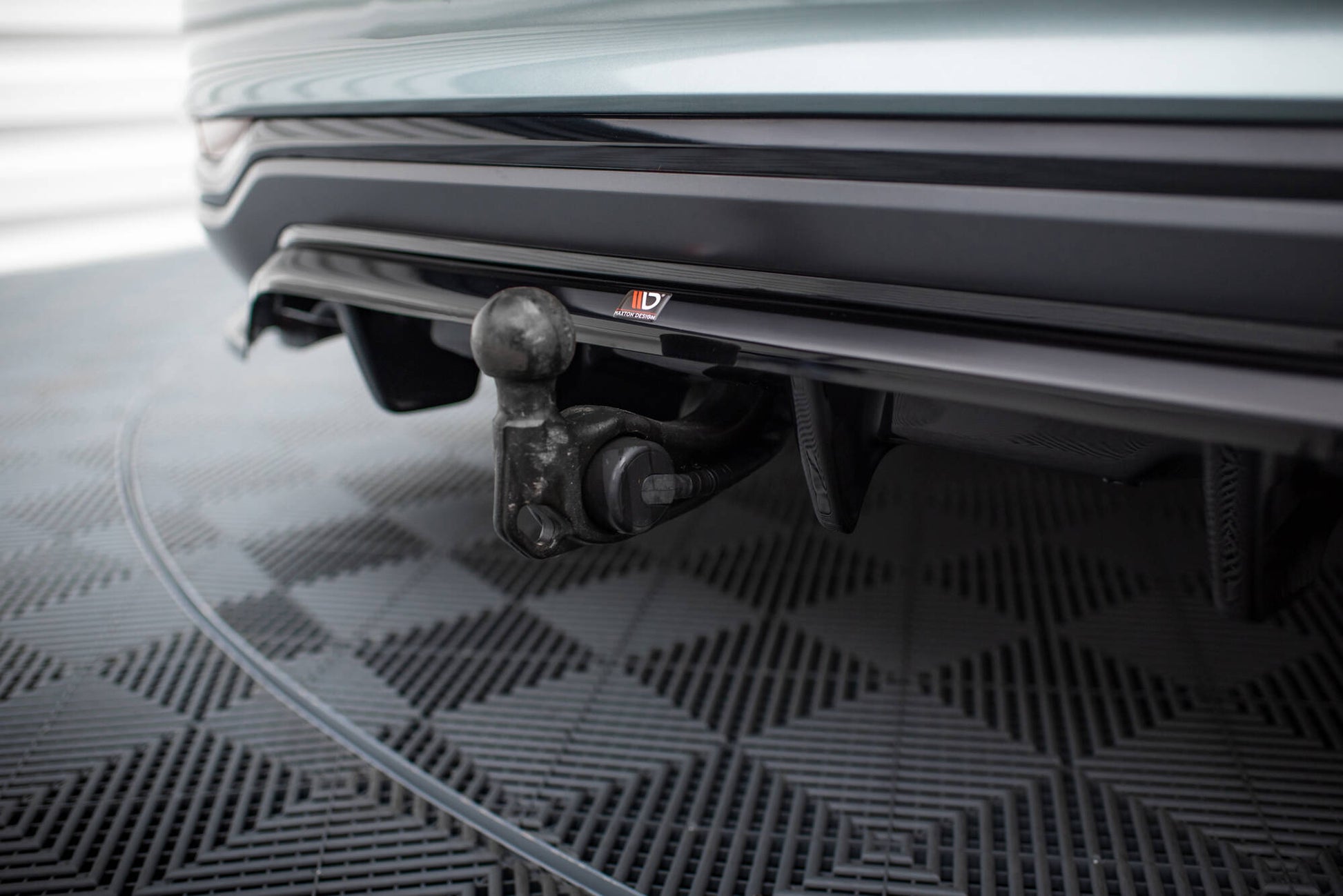 Mittlerer Cup Diffusor DTM Look Heck Ansatz für Audi A6 Allroad C8 schwarz Hochglanz