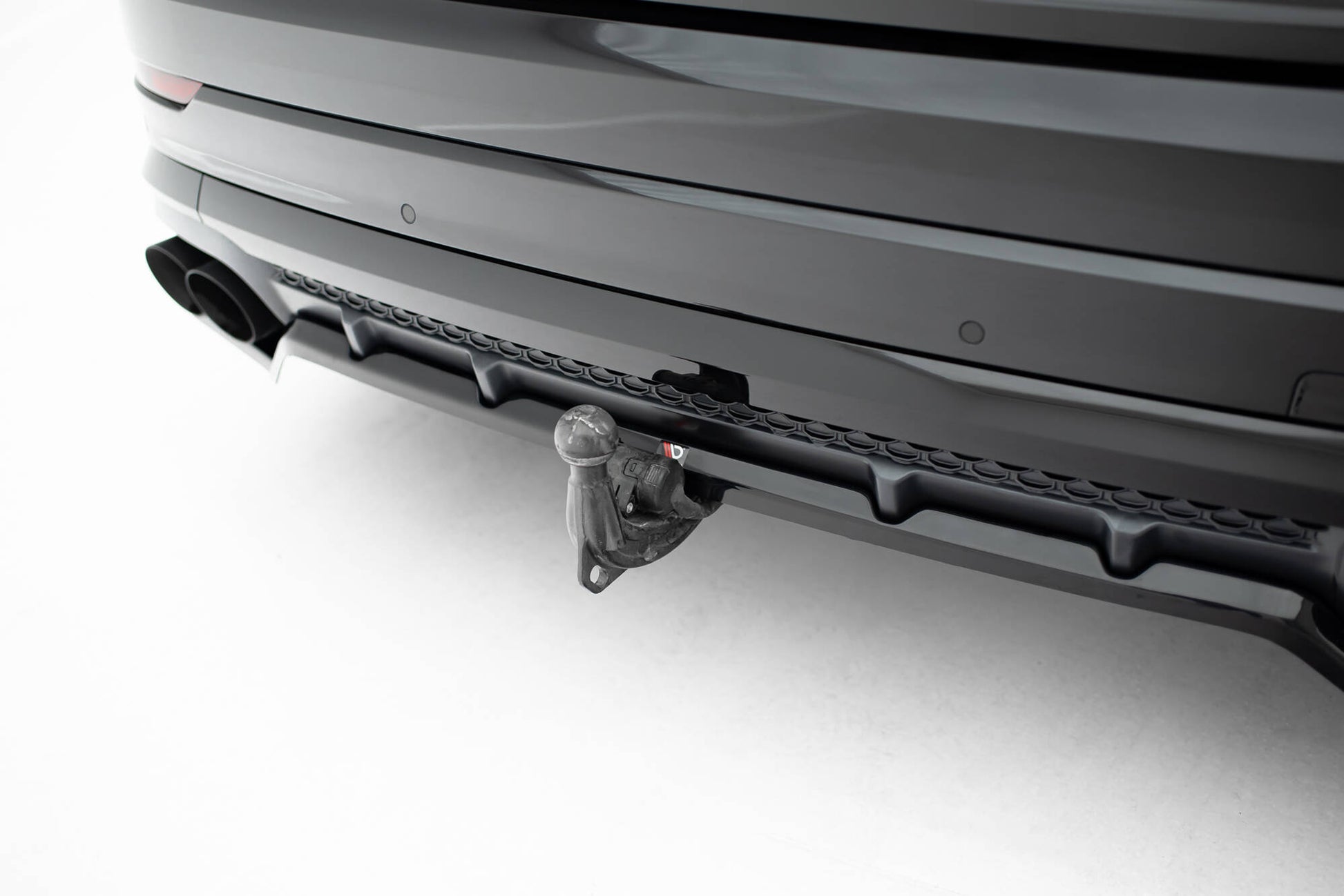 Mittlerer Cup Diffusor DTM Look Heck Ansatz V.2 für Audi SQ8 / Q8 S-Line Mk1 Facelift schwarz Hochglanz