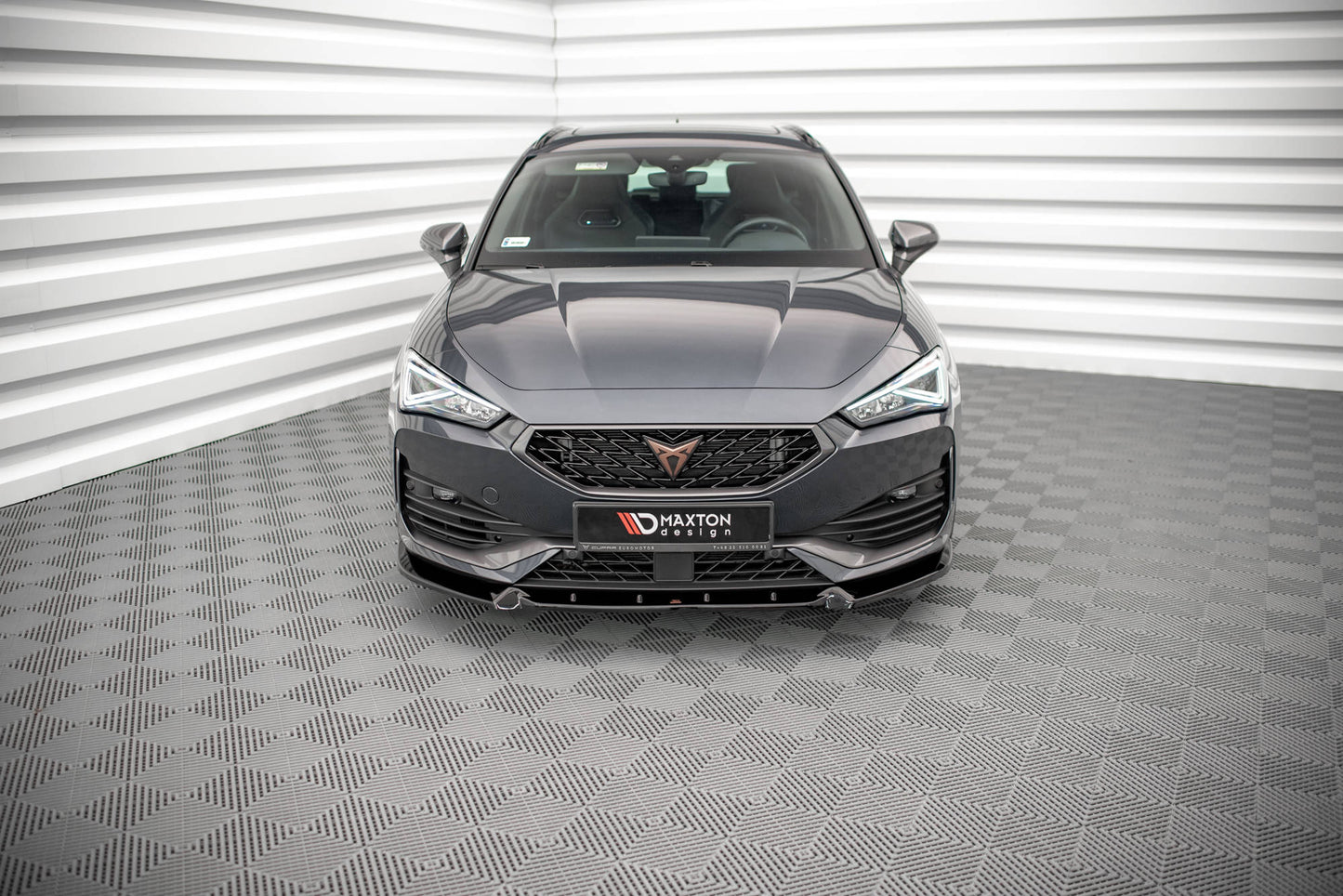 Front Ansatz V.1 für Cupra Leon Mk1 schwarz Hochglanz
