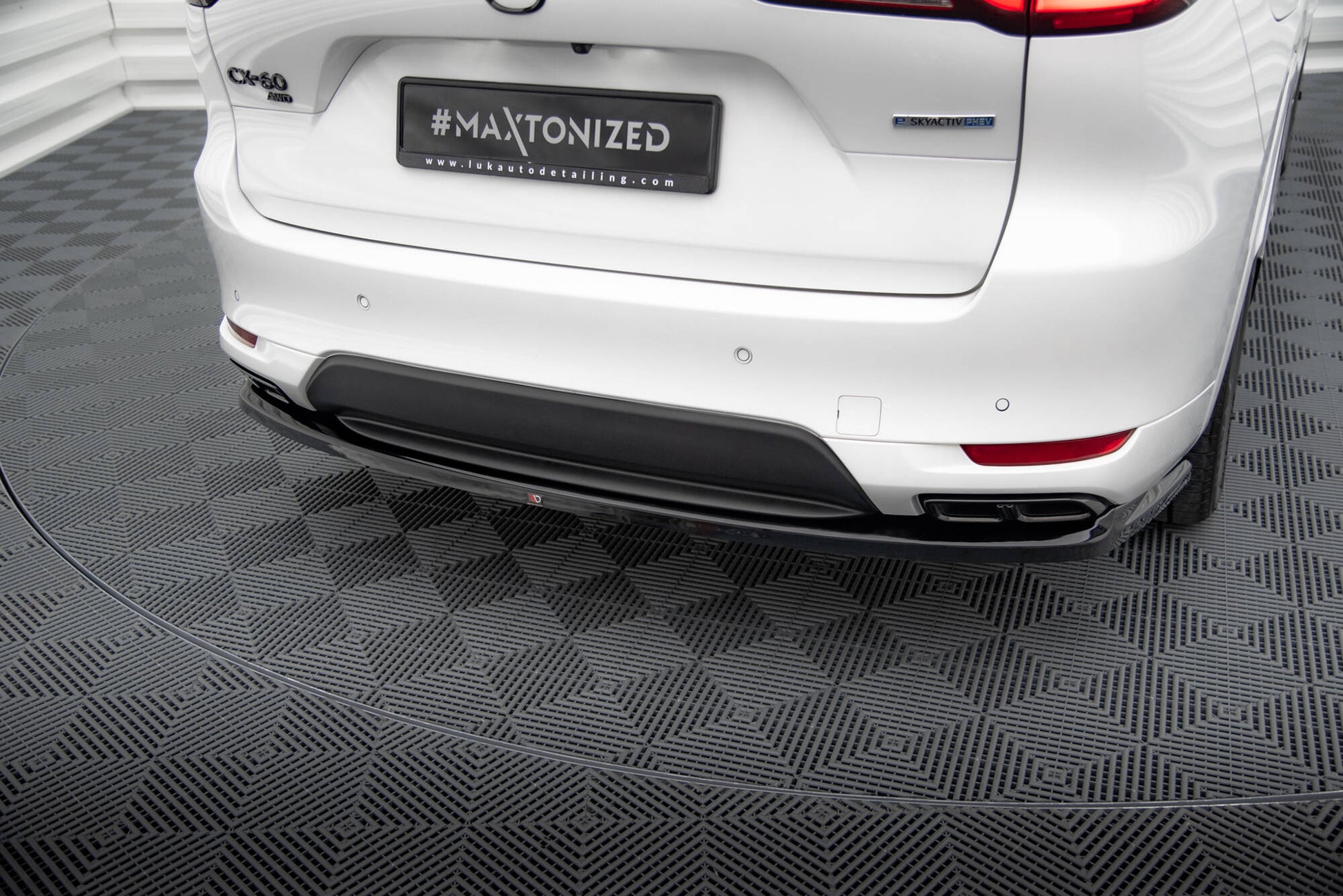 Heckansatz Mazda CX-60 Mk1 schwarz Hochglanz