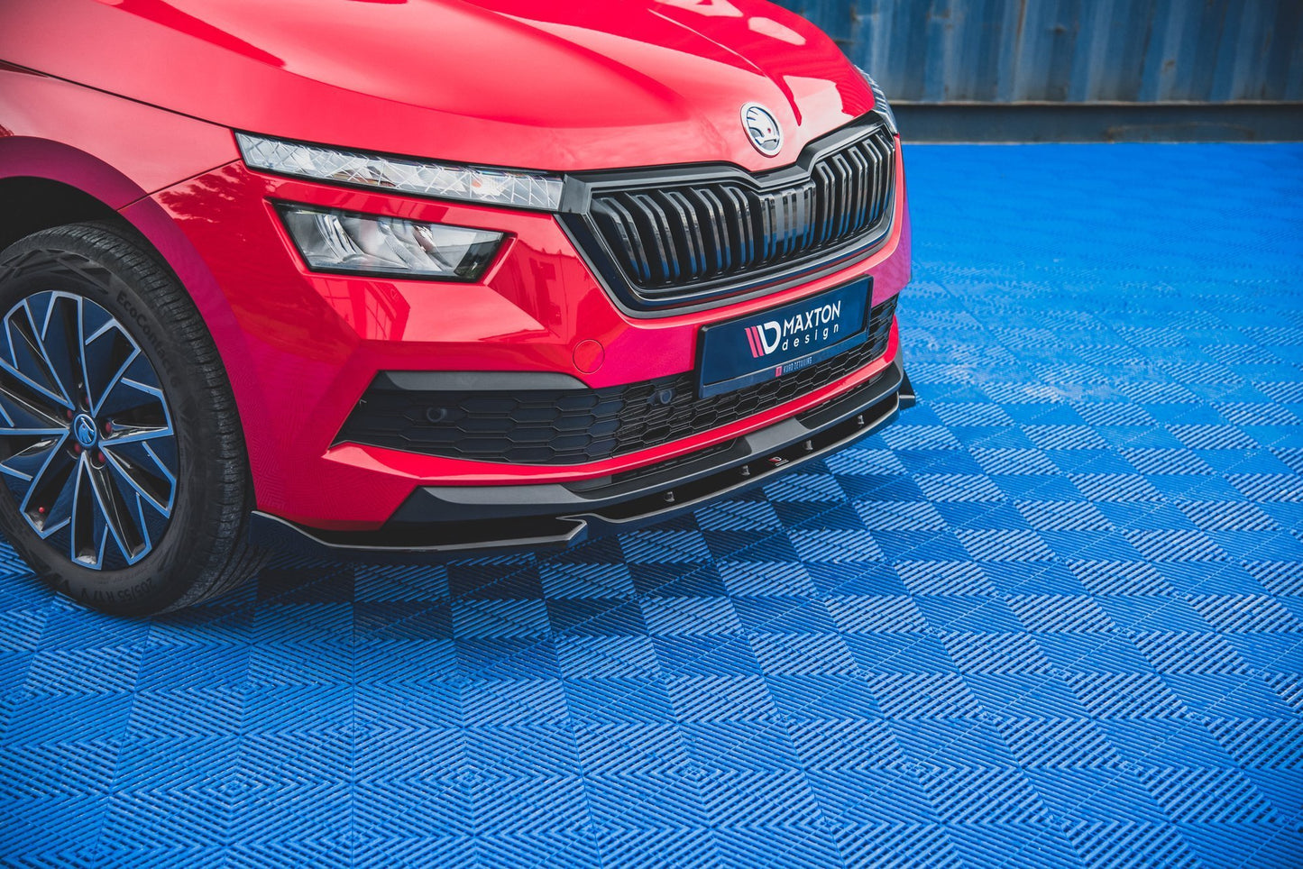 Front Ansatz V.1 für Skoda Kamiq Mk1 schwarz Hochglanz