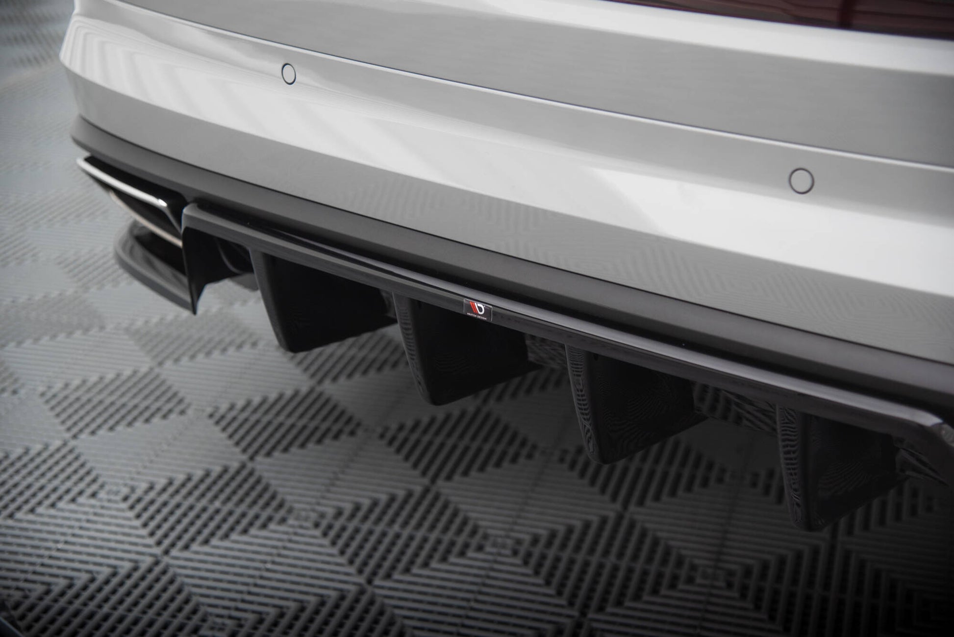 Mittlerer Cup Diffusor DTM Look Heck Ansatz für Skoda Kodiaq RS Mk1 / Mk1 Facelift schwarz Hochglanz