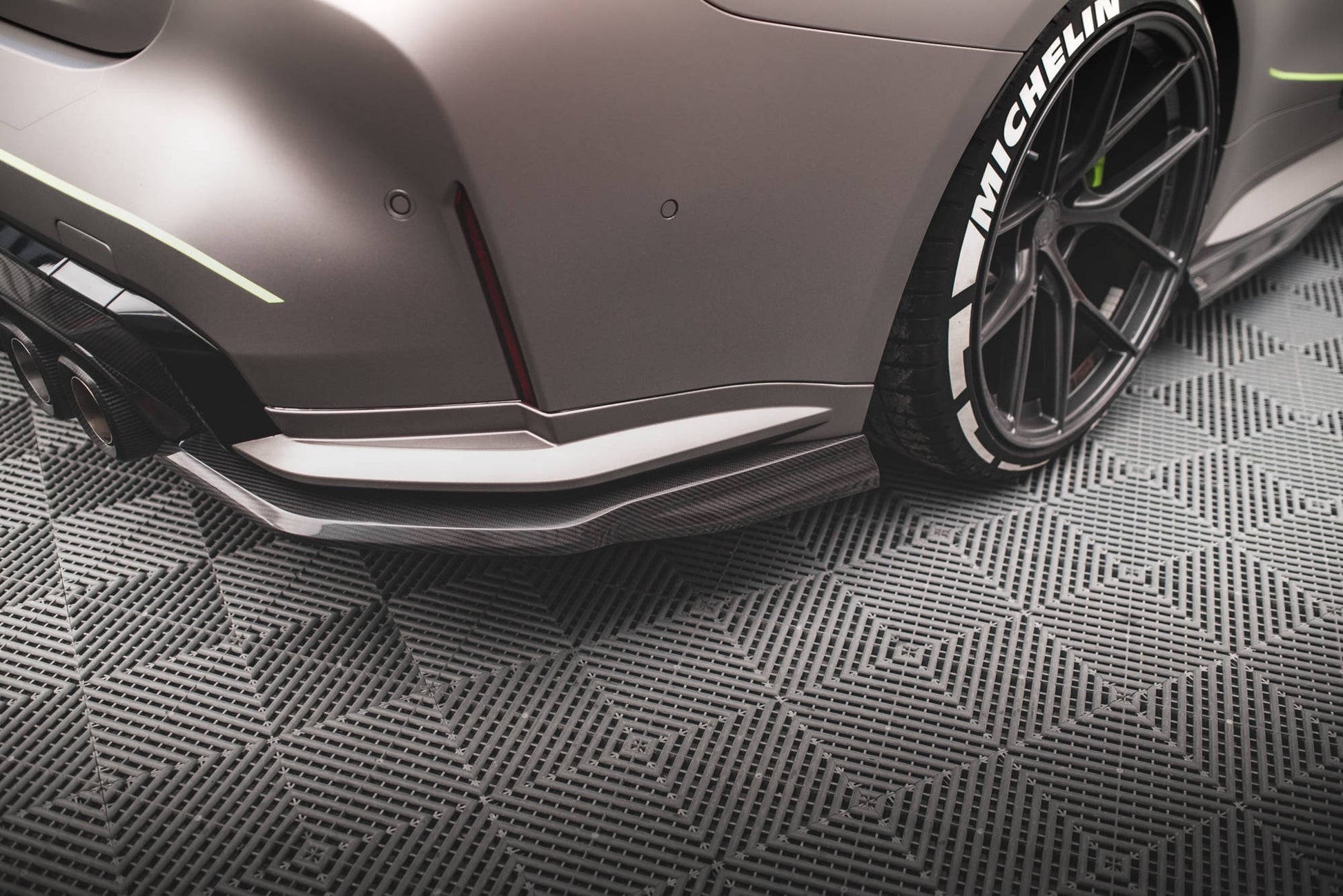 Prepreg Carbon Fiber Heck Ansatz Flaps Diffusor für BMW M4 G82 / G82 Facelift