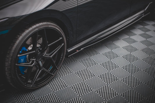 Seitenschweller Ansatz für V.1 für VW Golf R Mk8 Facelift schwarz Hochglanz