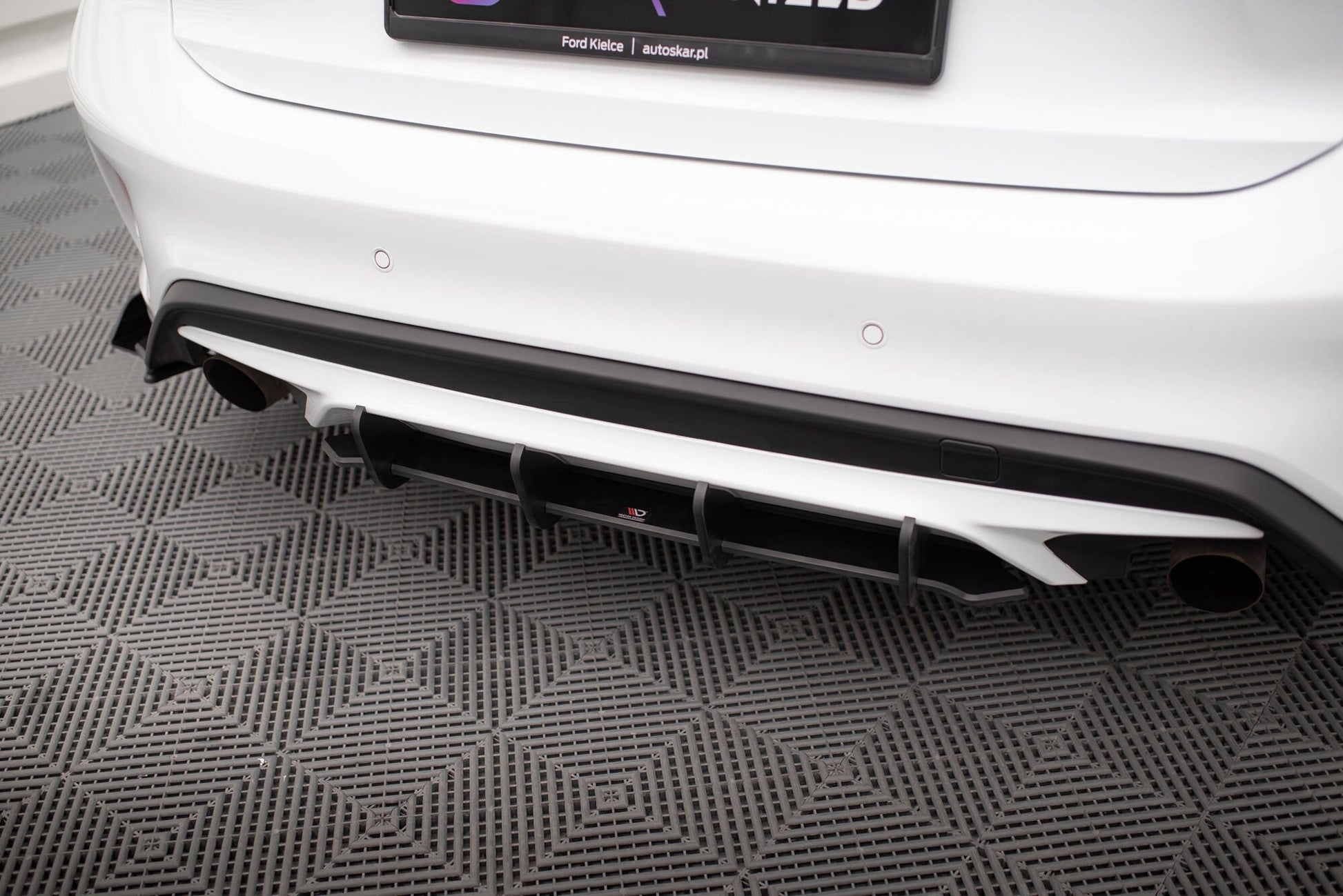 Robuste Racing Heckschürze für Ford Focus ST Mk4