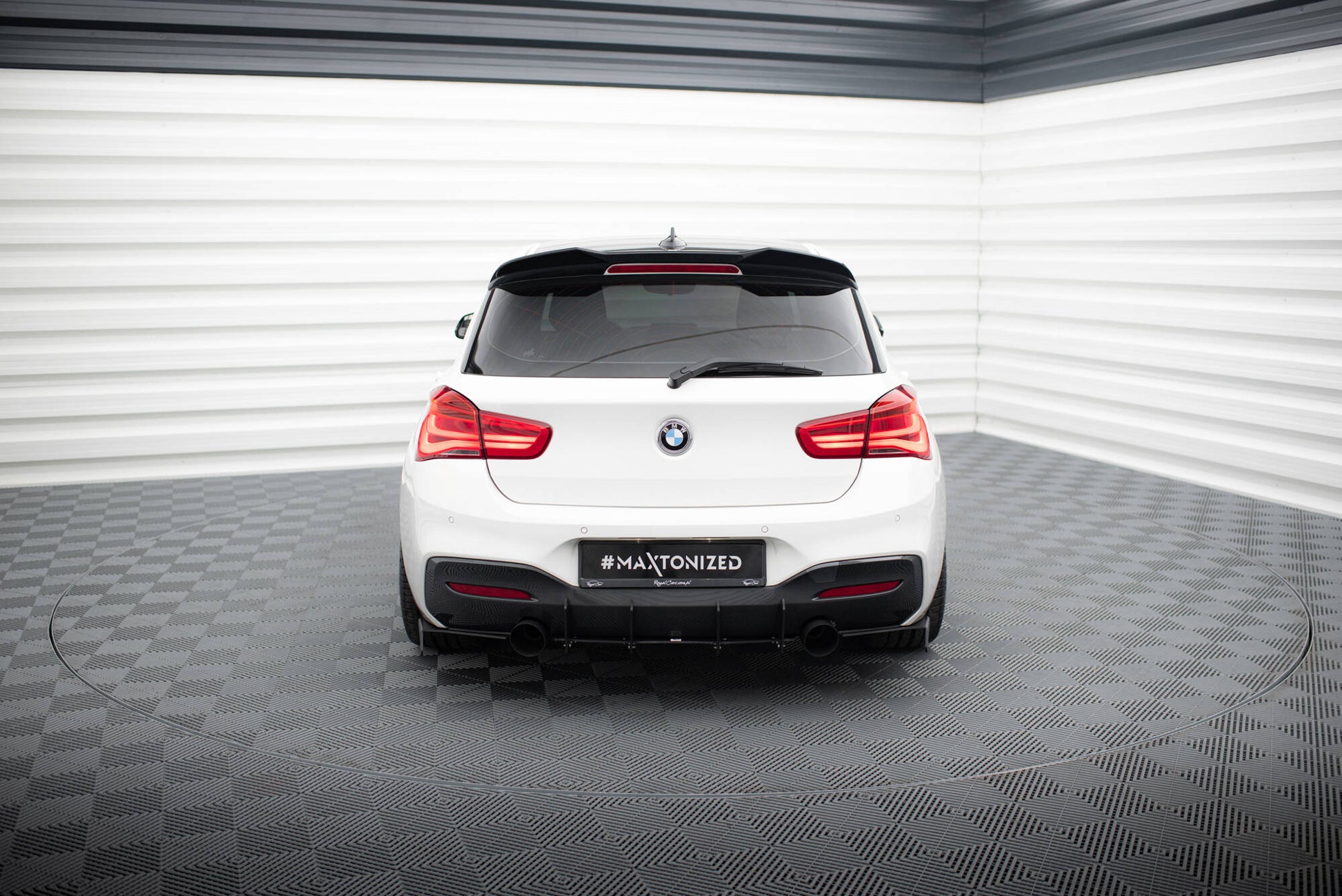 BMW 1er F20/F21 M-POWER FACELIFT - Diffusor Heck Ansatz für Heckschürze V.1 für