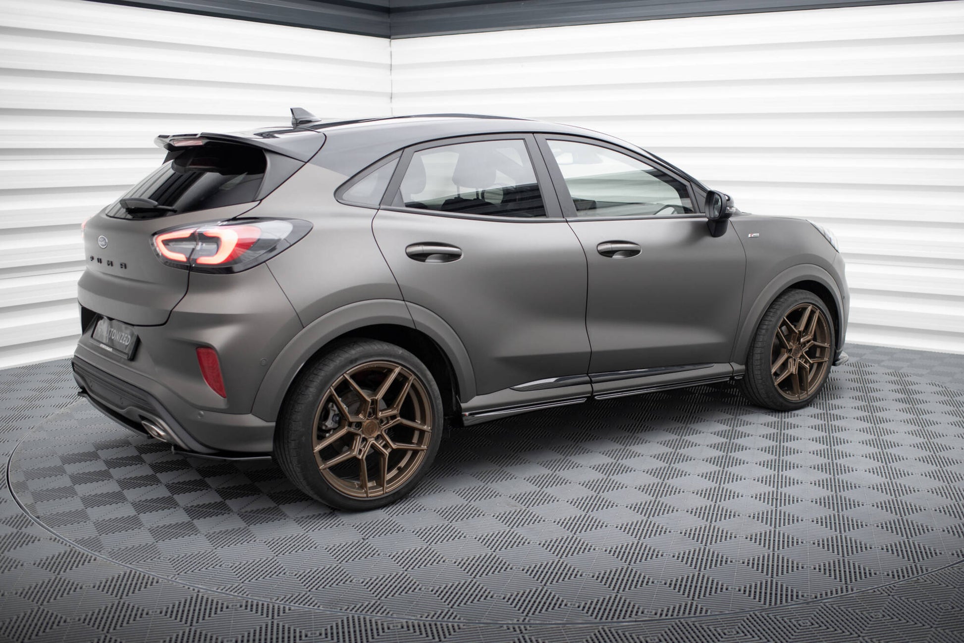 Seitenschweller Ansatz für Ford Puma ST / ST-Line / Standard Mk1 schwarz Hochglanz