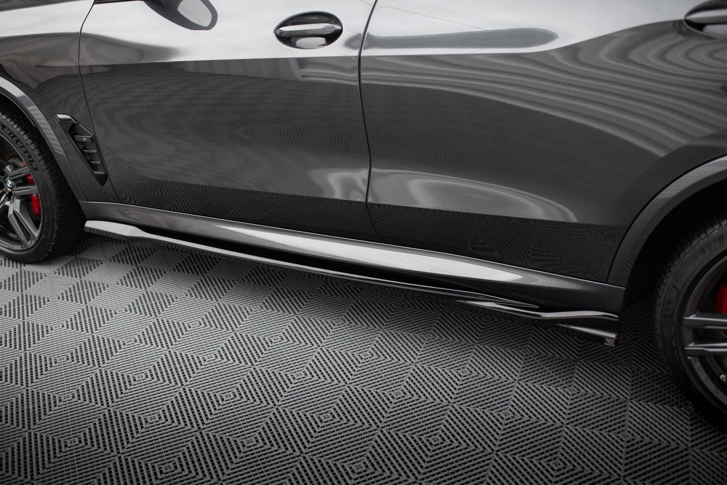 Seitenschweller Ansatz für BMW X5 M F95 Facelift schwarz Hochglanz